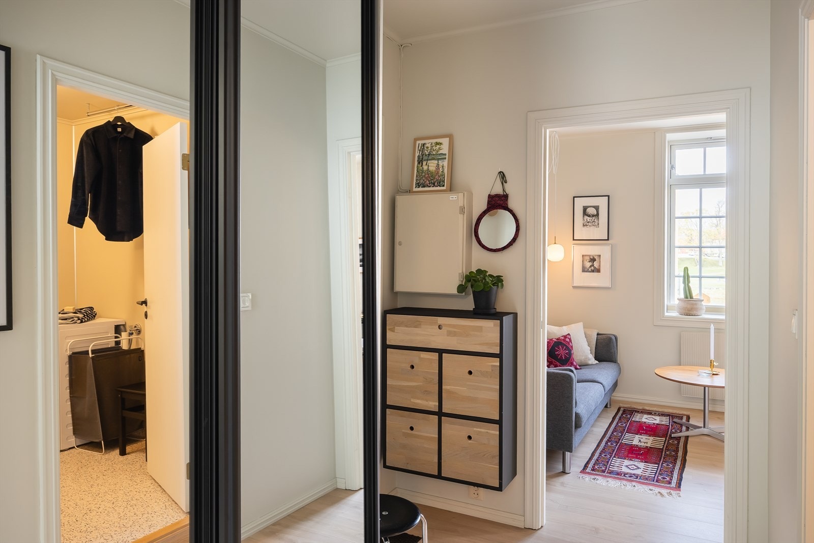 Leiligheten disponerer én bod i 1. etasje for praktisk oppbevaring. Det er også felles redskapsbod/oppbevaring utenfor inngang E. Galleribilde