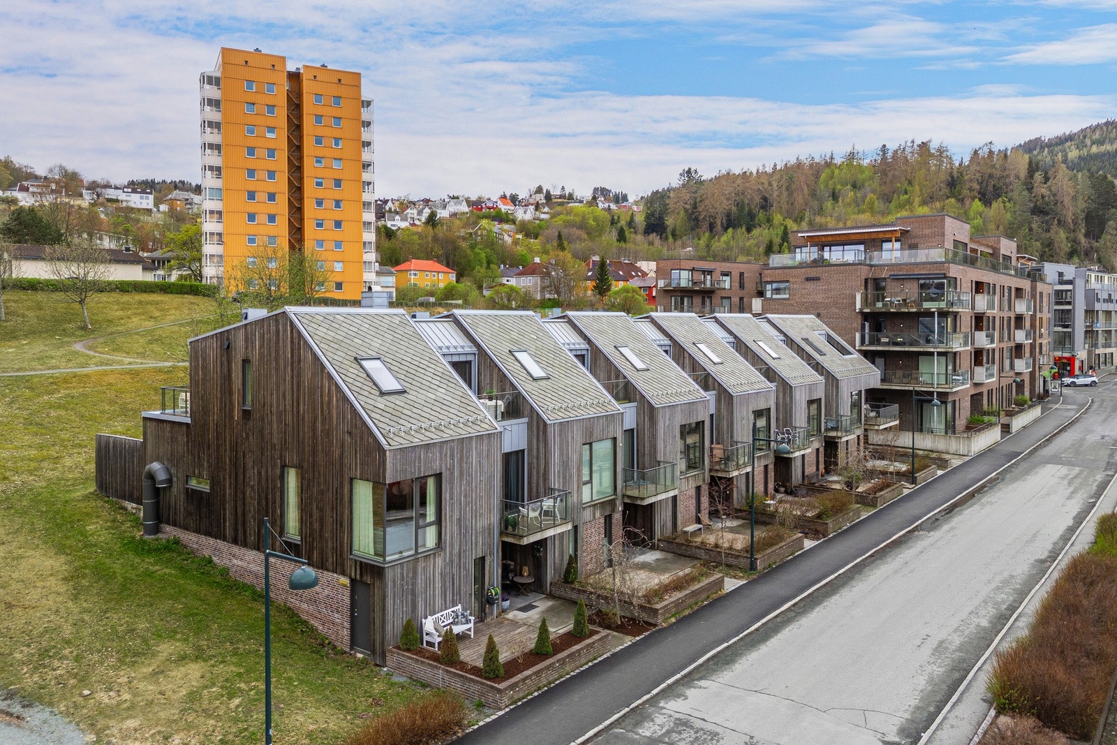 Et gjennomført hjem med tydelig arkitektonisk kvalitet. Galleribilde