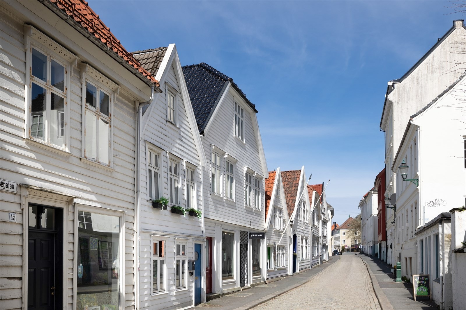 - Man er omkranset av herlig trehusbebyggelse og klassiske Bergenshus - Galleribilde