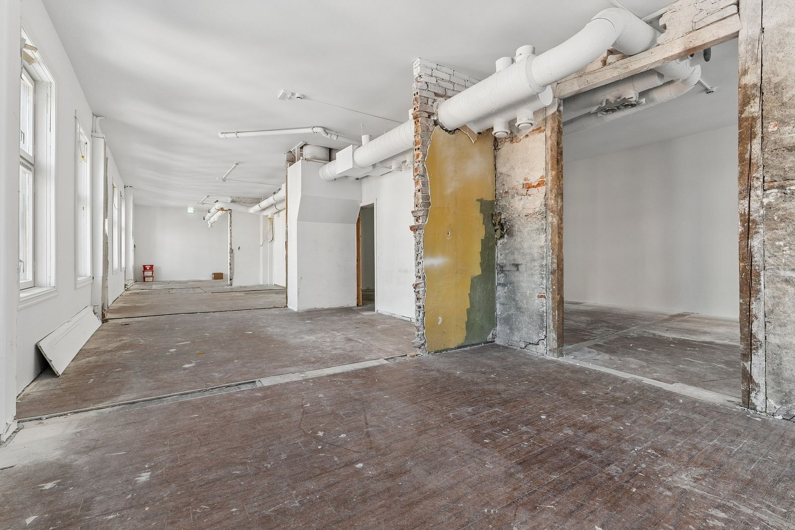Stor åpne lokaler som fir mulighet for fleksible løsninger Galleribilde