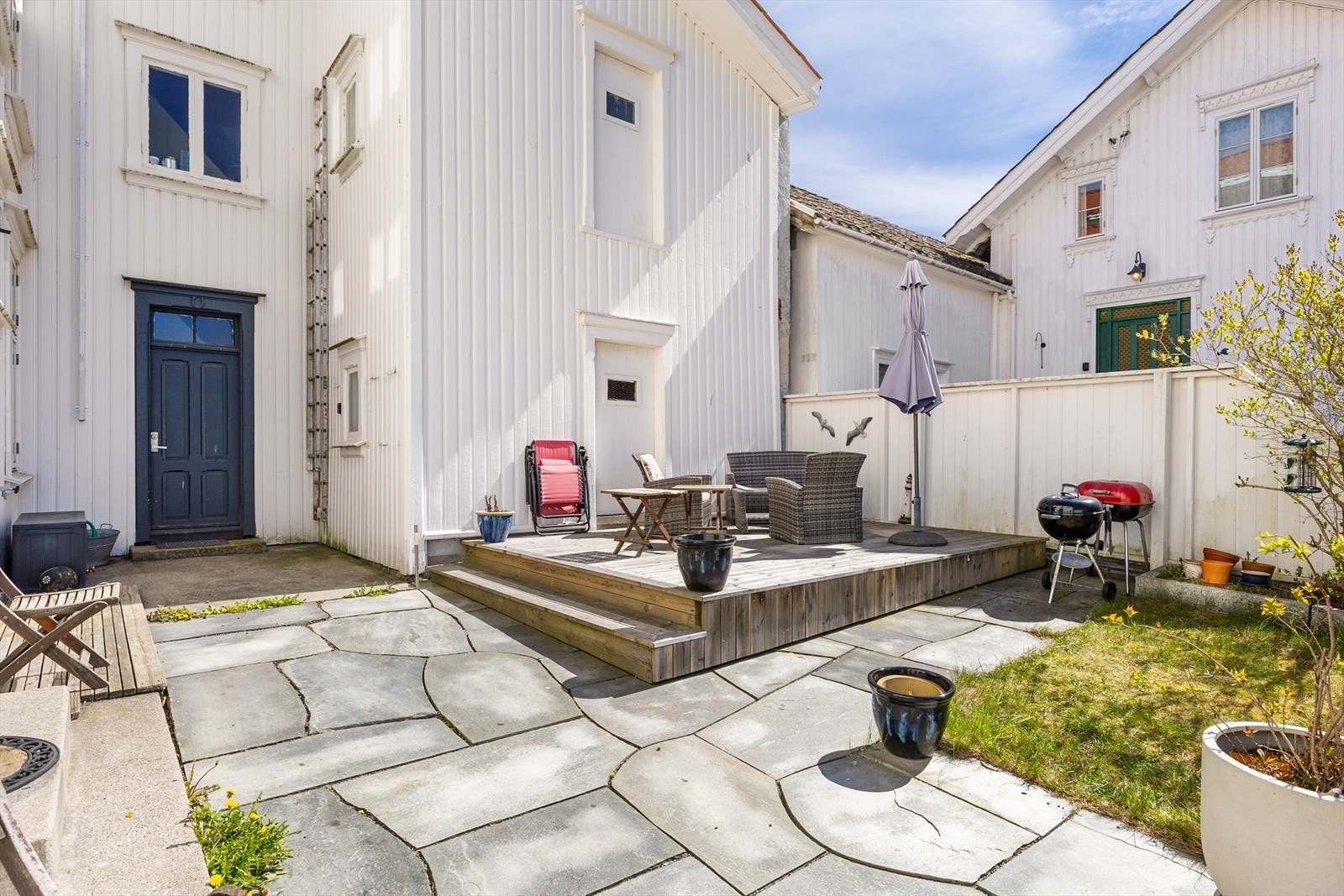Uteplass Galleribilde