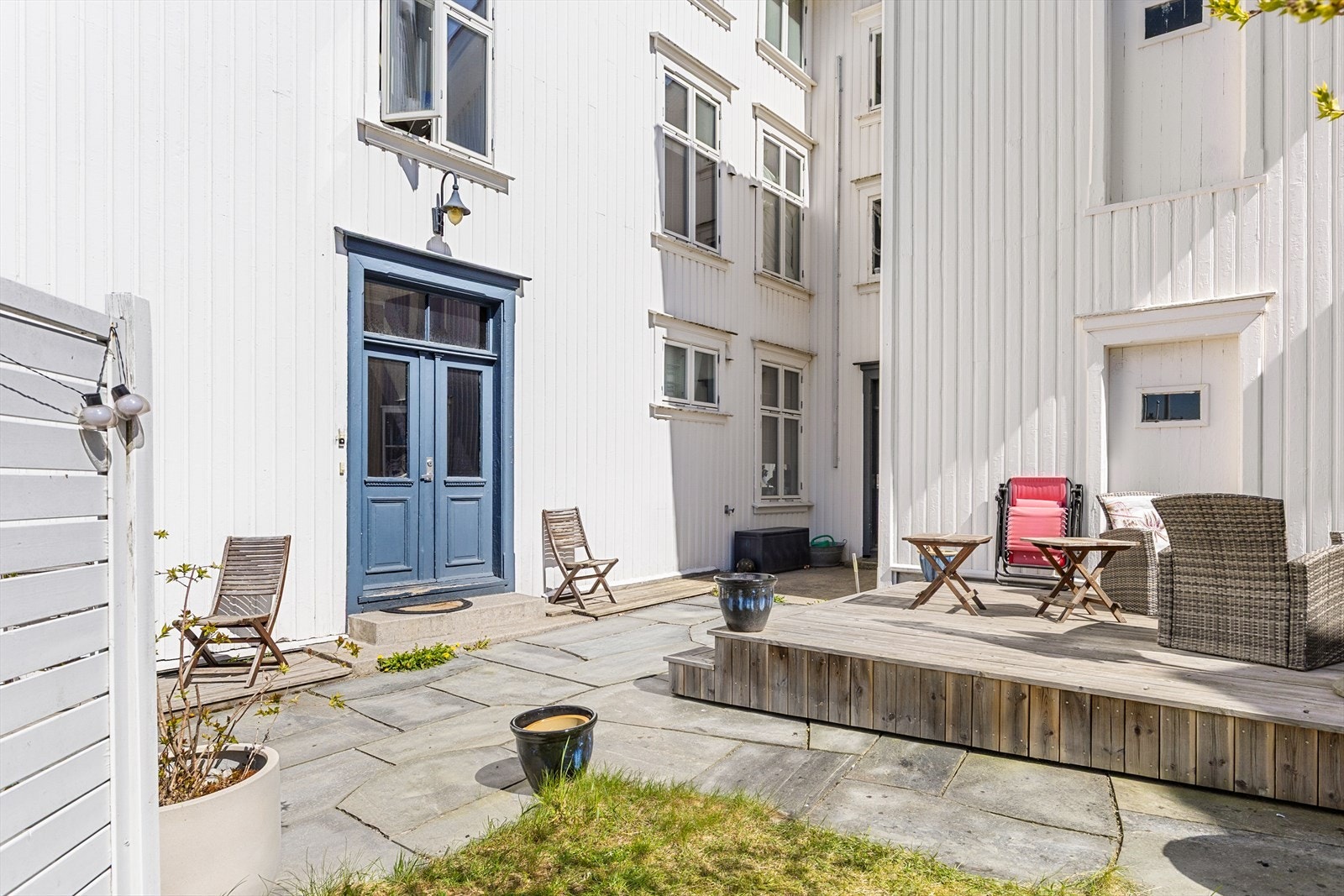 Uteplass Galleribilde