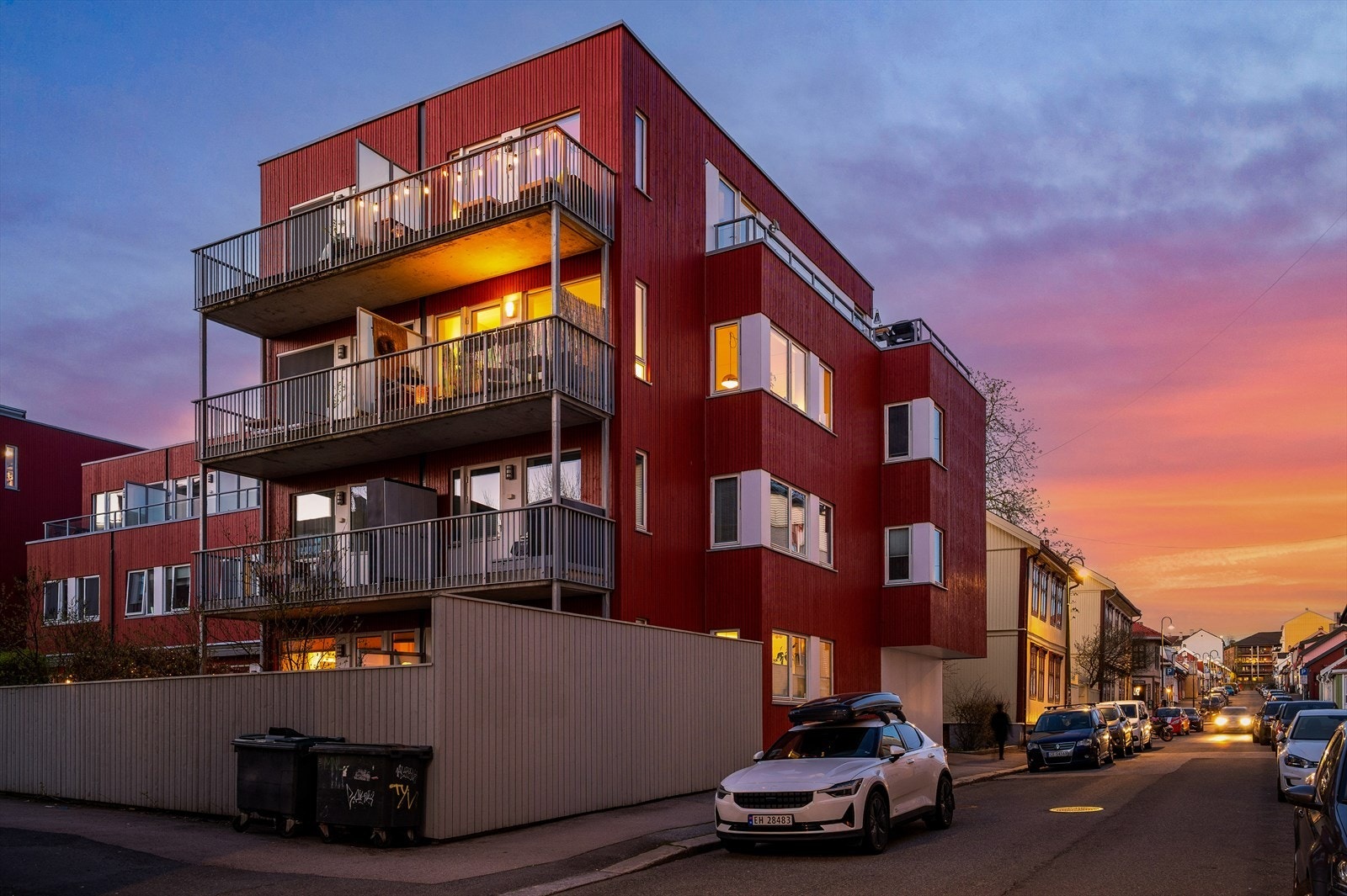 Dette er en lys og attraktiv ende- og toppleilighet med god beliggenhet. Galleribilde