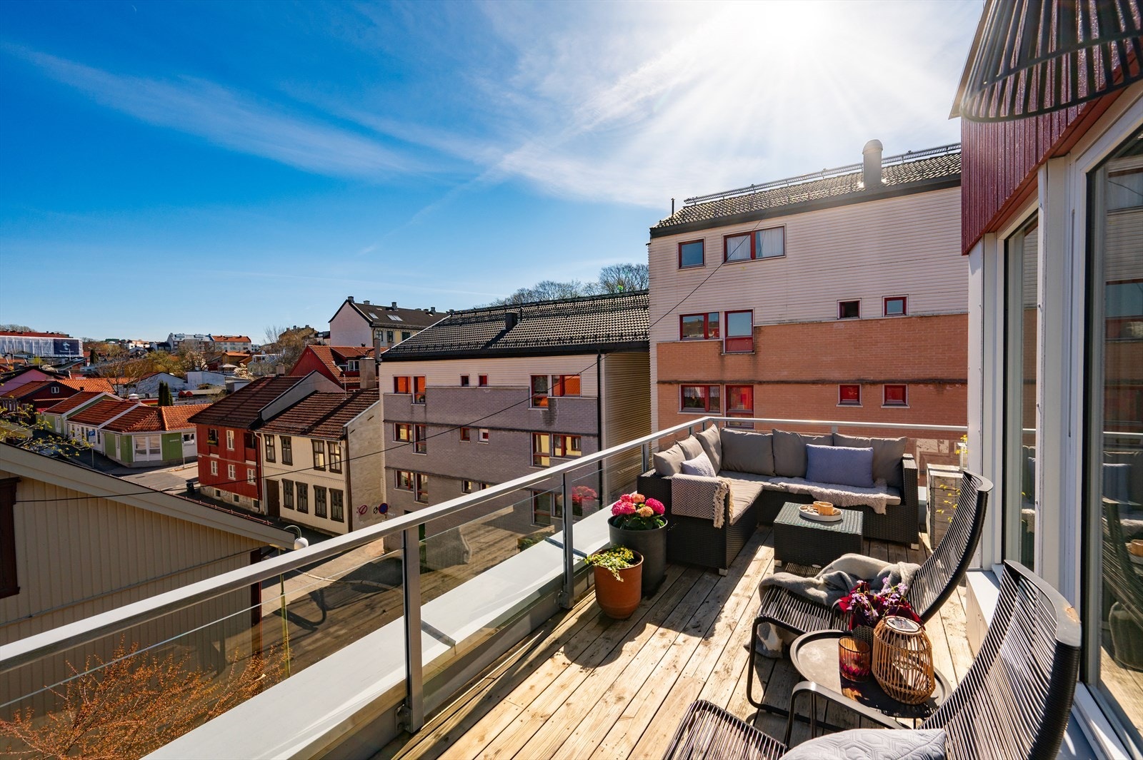 Gled deg til sommerkvelder i denne nydelige boligen. Galleribilde
