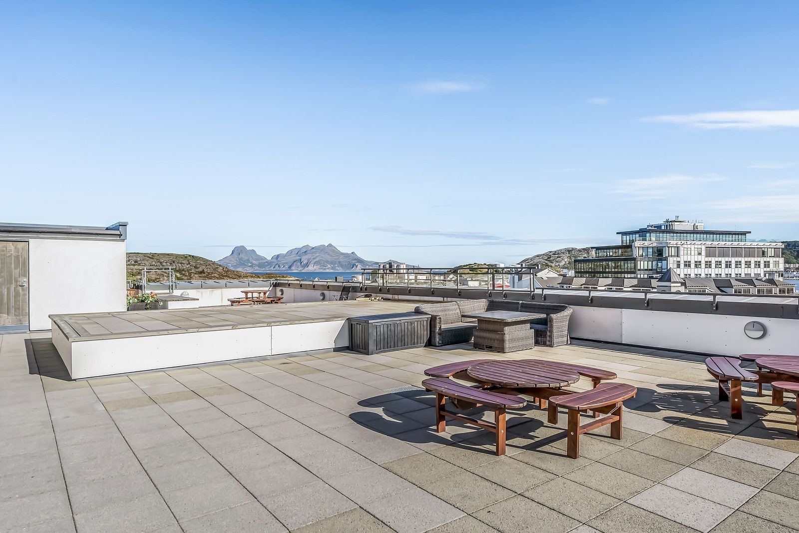 Takterrasse. Galleribilde