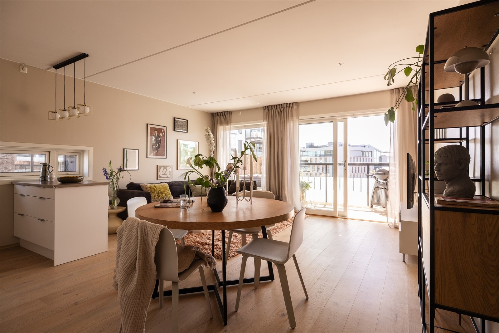 Velkommen til Lørenveien 65 - Presentert av Emil E. Jacobsen v/Nordvik bolig. Foto: Tina Gogstad. Galleribilde