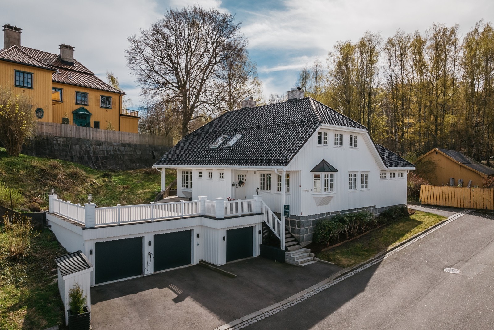 Vakker og innholdsrik enebolig. Galleribilde