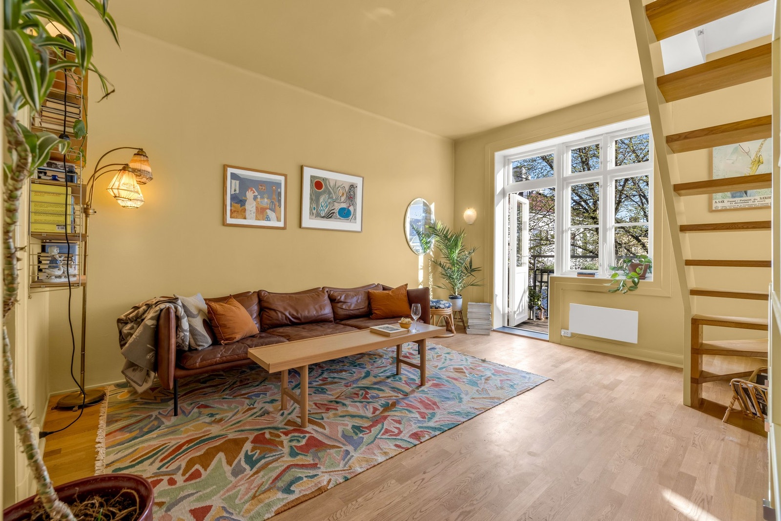 Verandaen er en fin forlengelse av stuen om sommeren. Galleribilde
