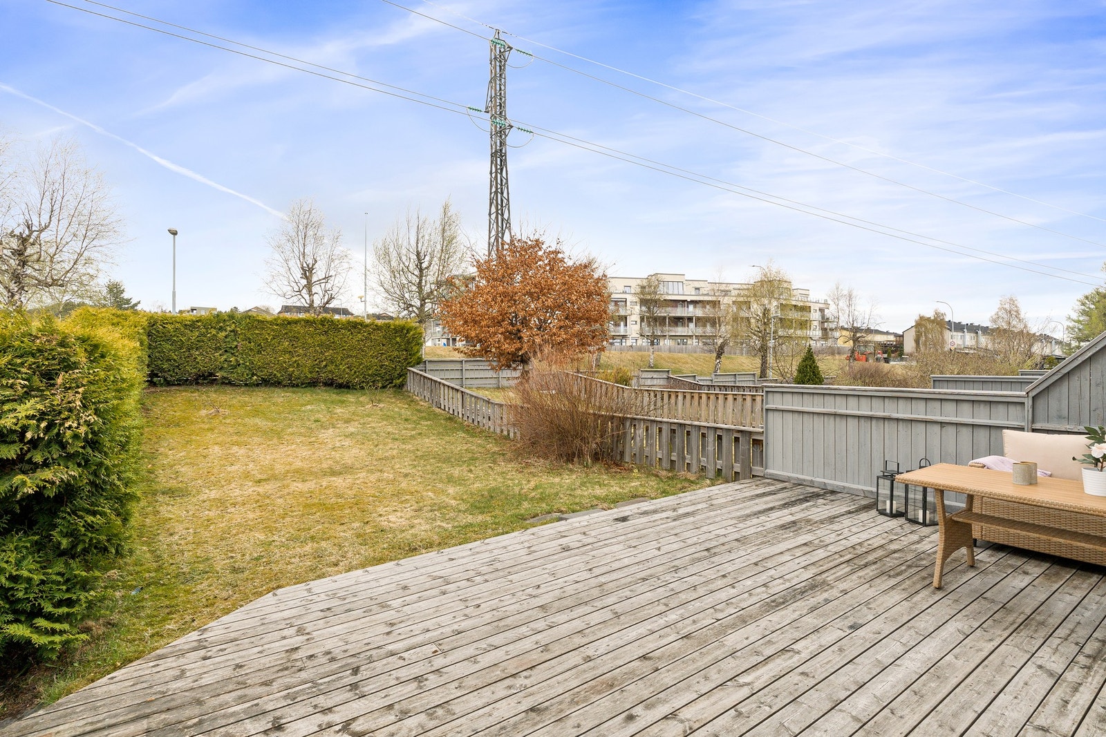 Terrasse på 30,9 m² med gode solforhold. Galleribilde