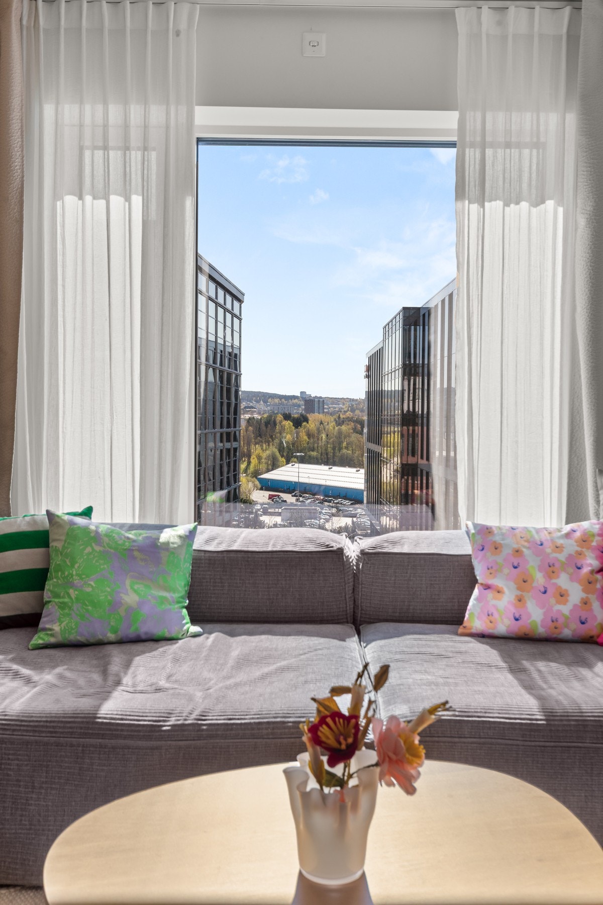 Fin beliggenhet i 4. etasje med heis. Galleribilde