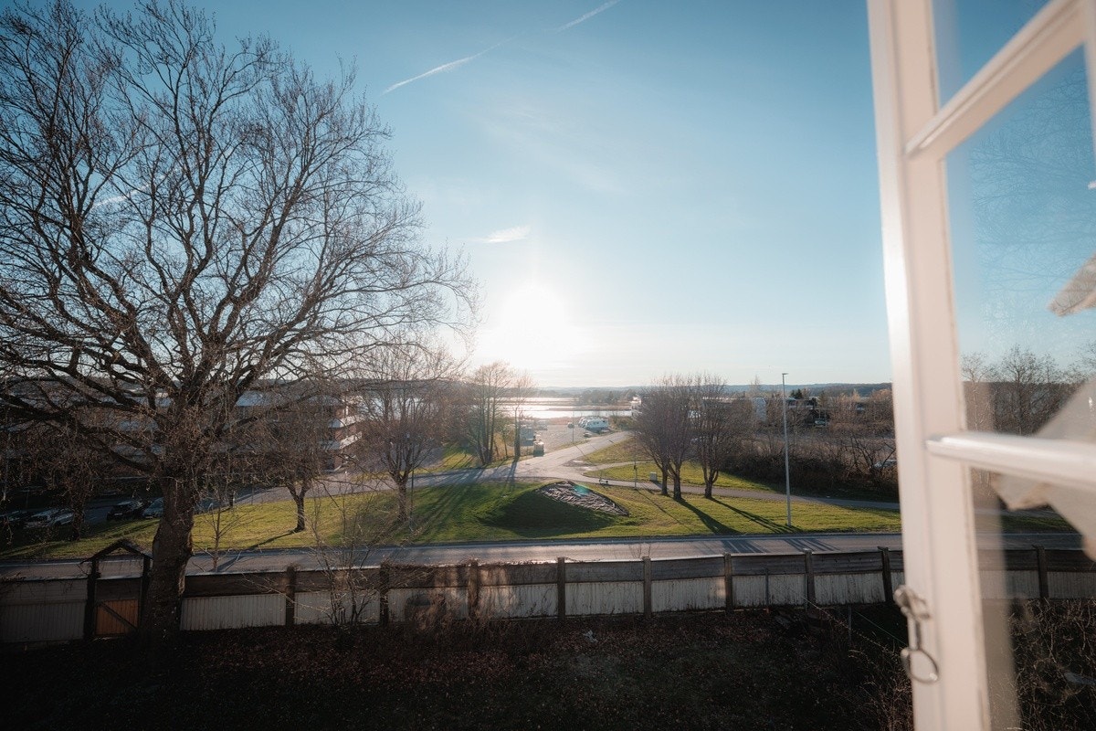 Utsikt mot havet Galleribilde