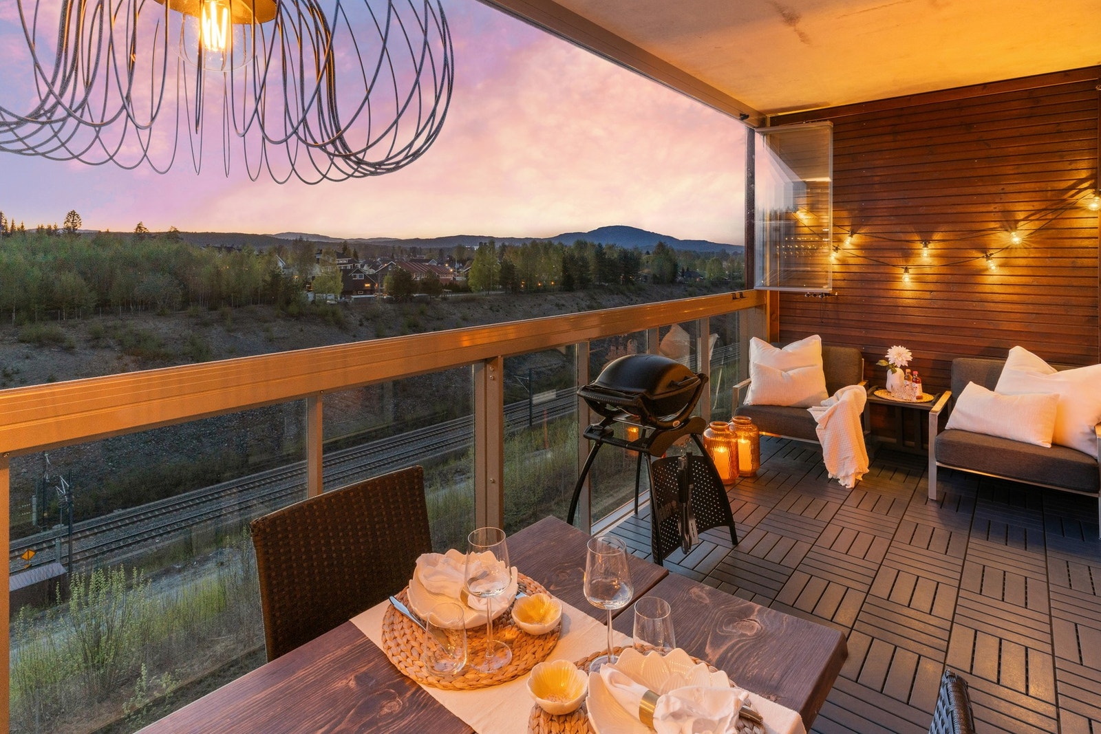 Din egen utsiktspost - sommer som vinter. Galleribilde