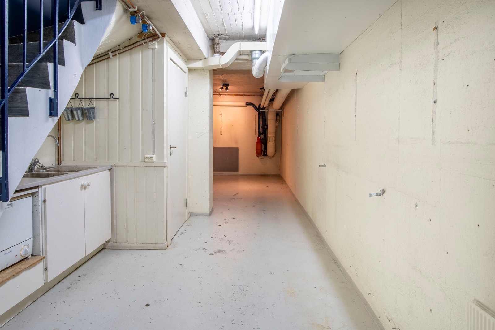 Kjøkkenområdet og lagringsmuligheter Galleribilde