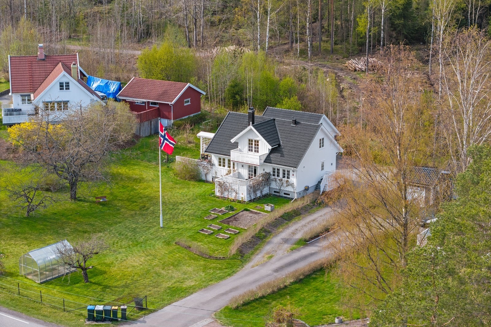 Hus og hage Galleribilde