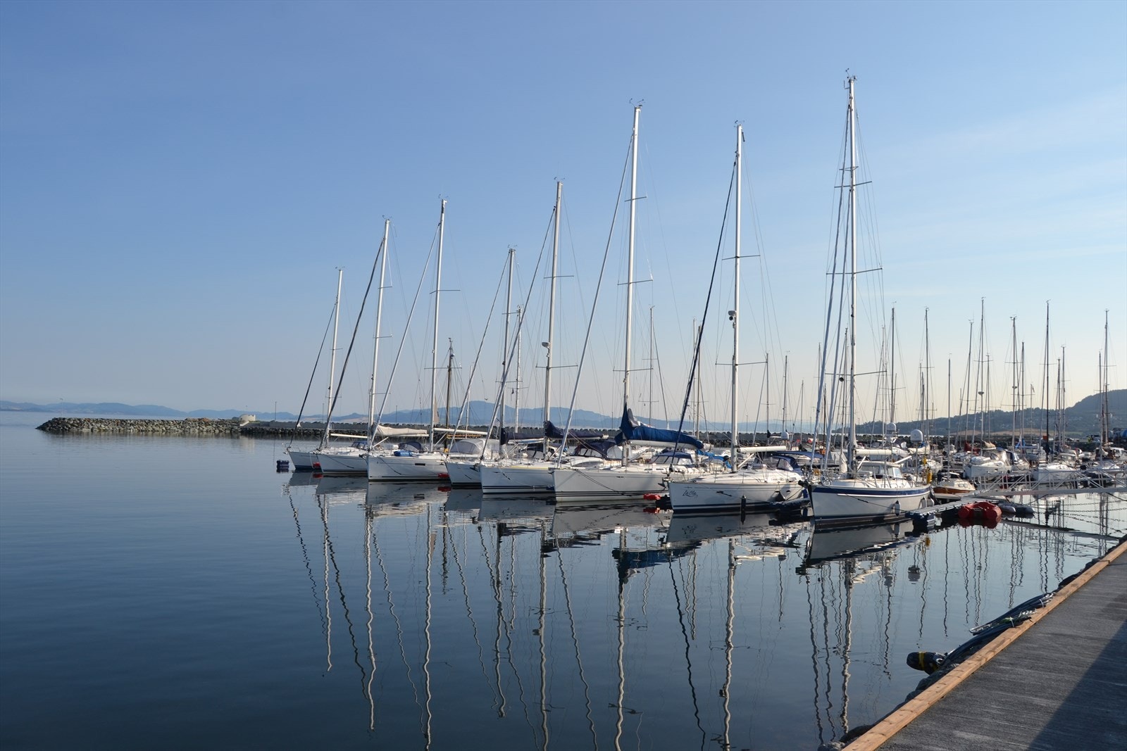 Grilstad Marina byr blant annet på mulighet for leie av båtplass. Galleribilde