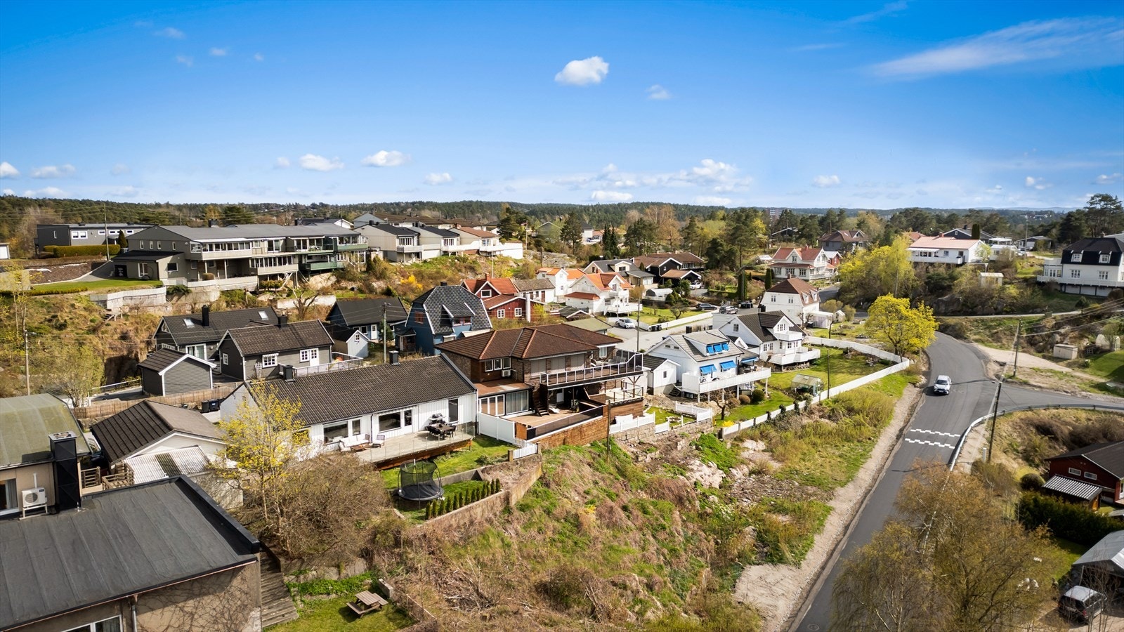 Området er preget av eneboliger og oppleves som svært trygt. Galleribilde