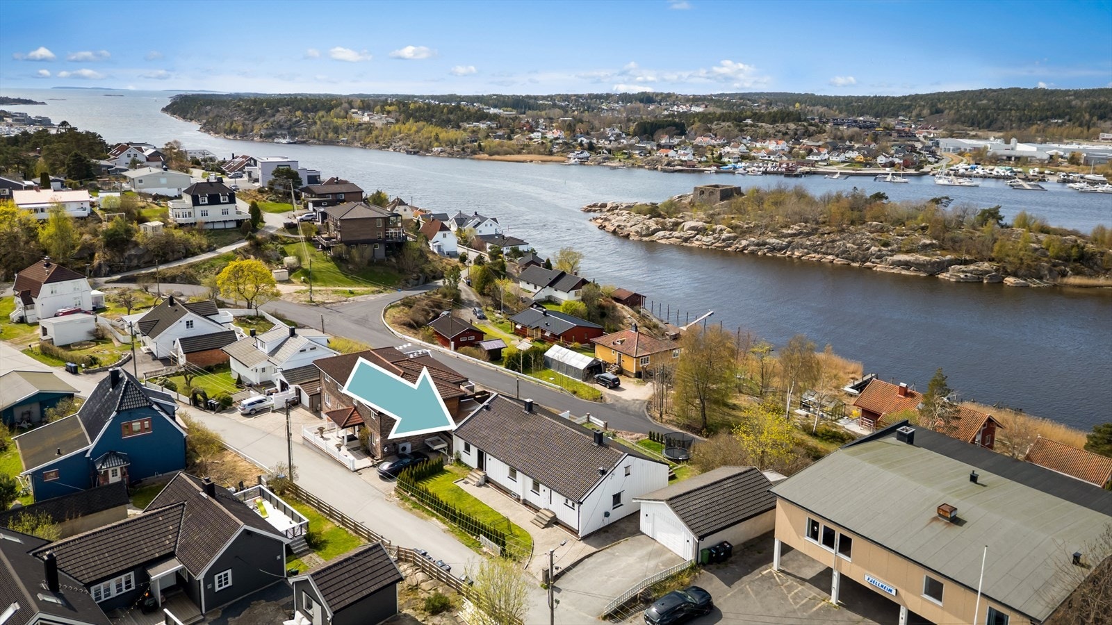 DNB Eiendom v/Michael A. Meyer (Tlf. 48062870) ønsker deg velkommen til Kråkerøy og Fjellveien 11. Galleribilde