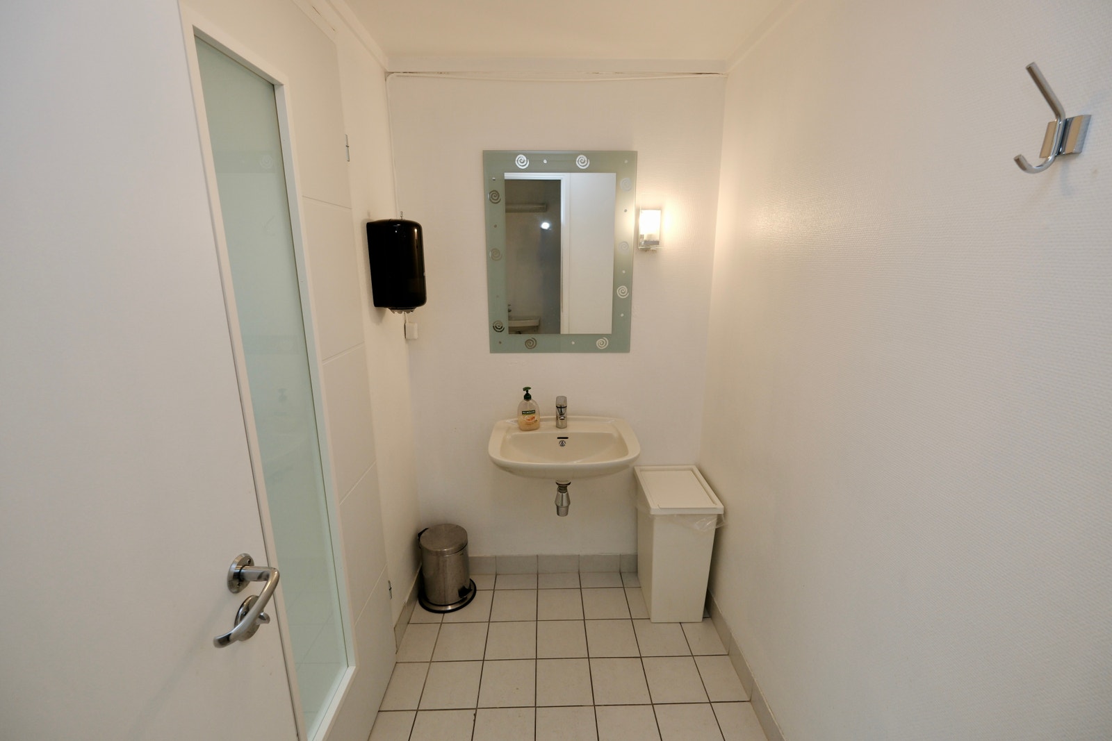 Bad med separat wc. Galleribilde