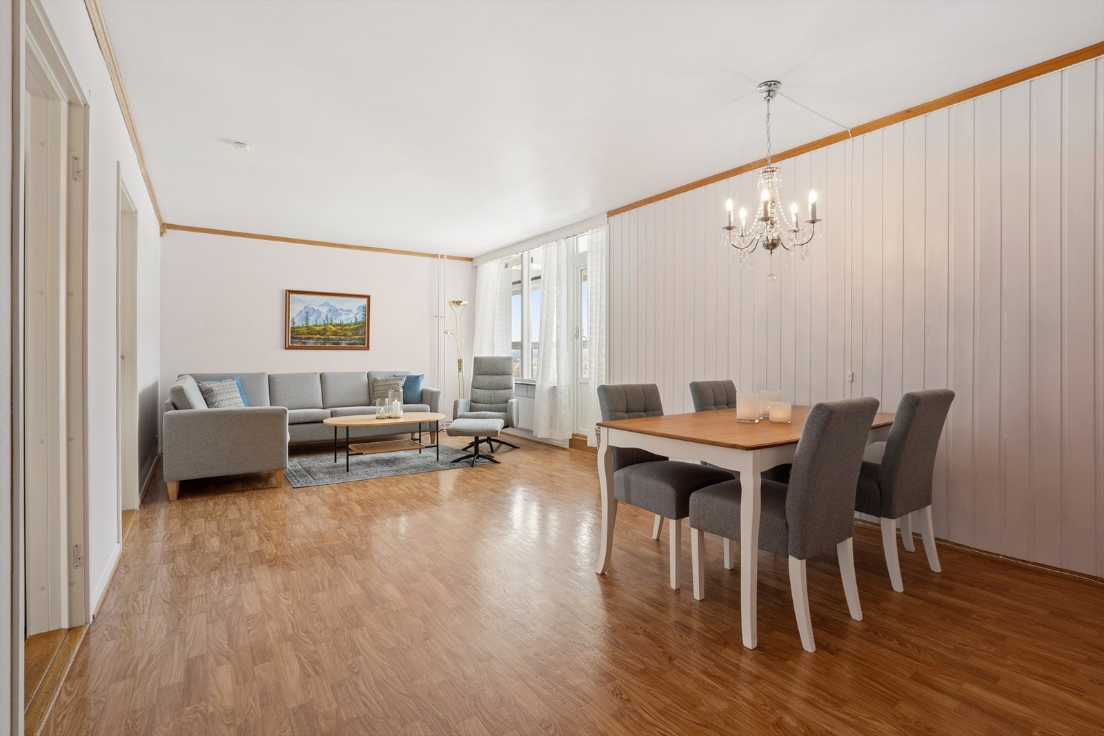 DNB Eiendom v/Finn Hugo Amundsen har gleden av å presentere Fairbanksveien 14! Galleribilde