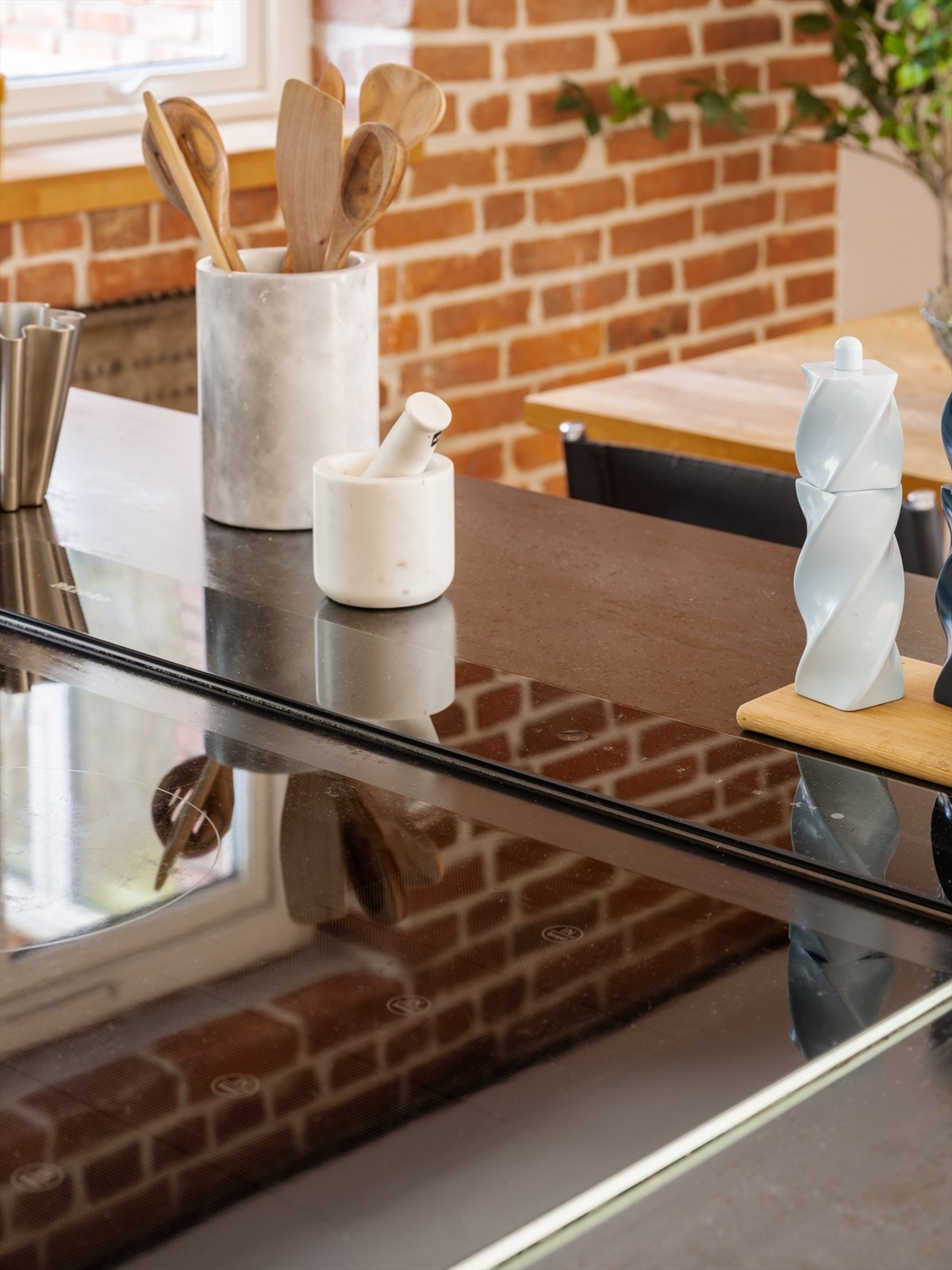 Detaljer kjøkkenet. Galleribilde