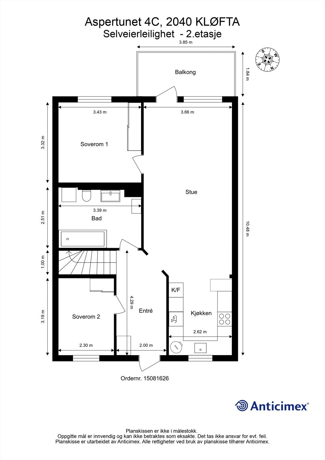 Leilighetens hovedplan inneholder entré, stue med åpen kjøkkenløsning, bad og to soverom. Galleribilde