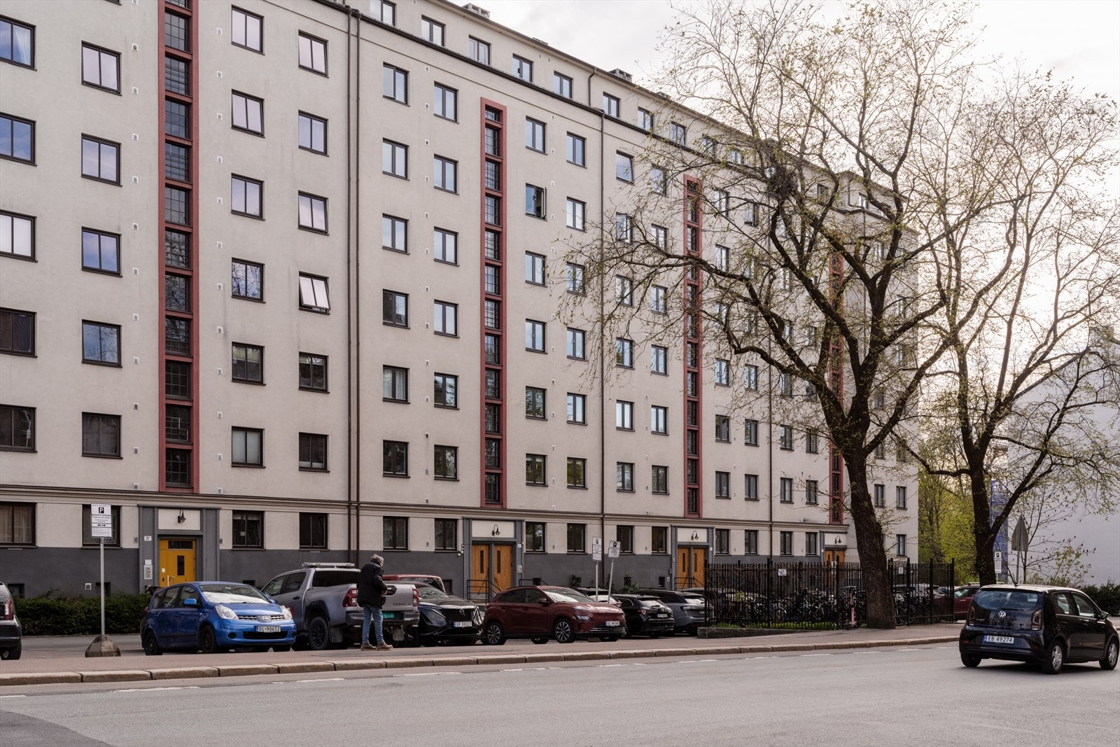 Sentralt og behagelig, i nærheten av flotte park- og grøntområder, et pulserende byliv, alt av butikker og et rikt kollektivtilbud. Galleribilde