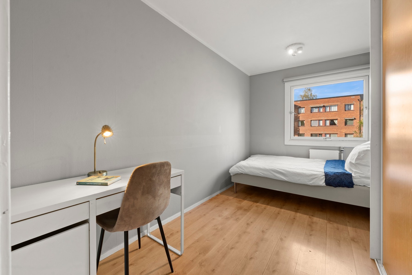 Fleksibelt rom til barnerom eller hjemmekontor. Galleribilde