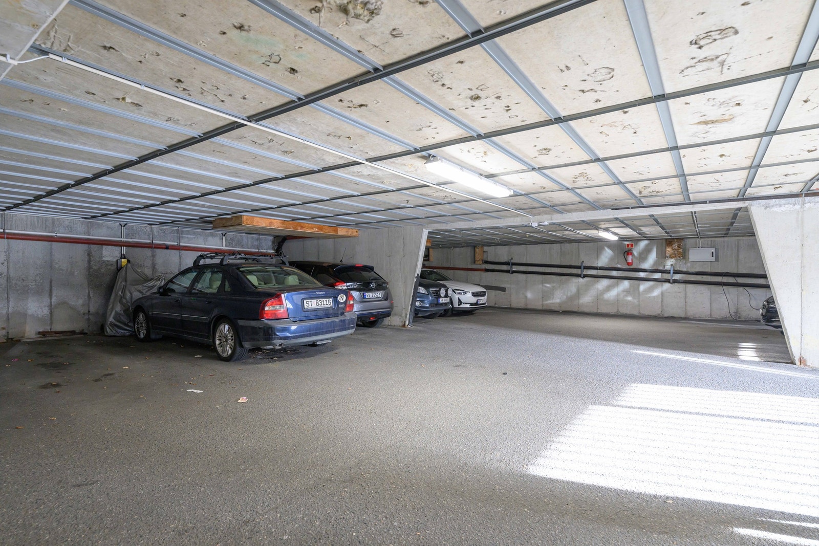 Det medfølger fast parkeringsplass i garasjeanlegg. Galleribilde