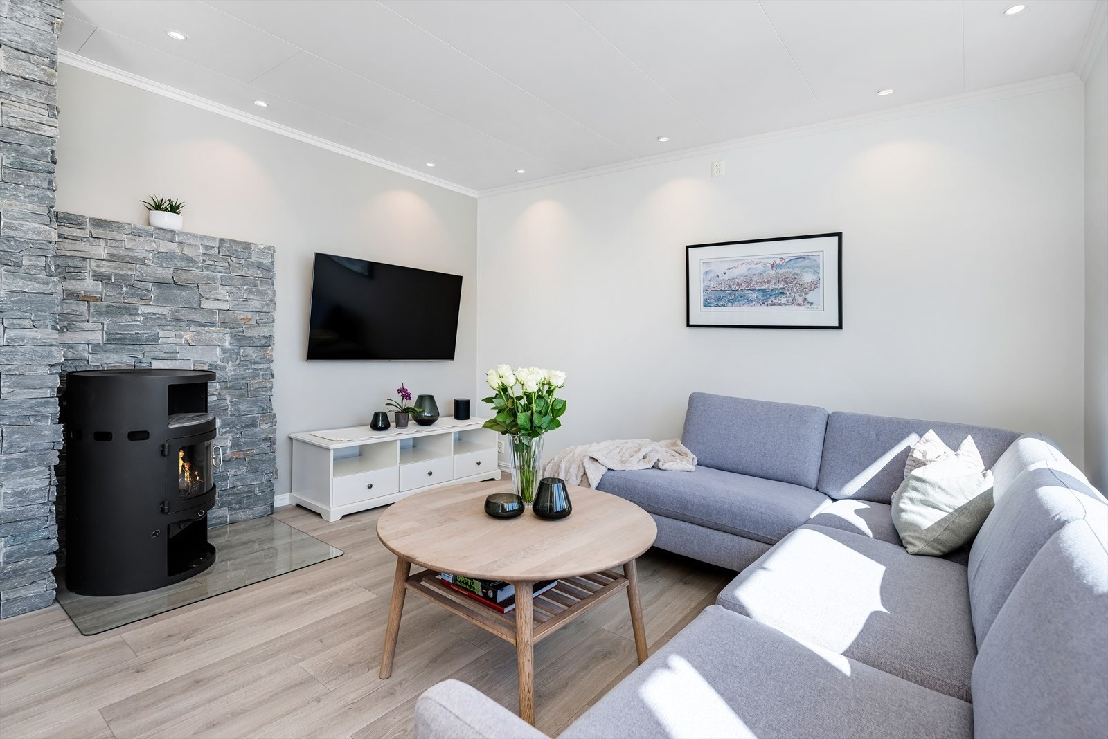 Her har man god plass for stor sittegruppe for familien. Galleribilde