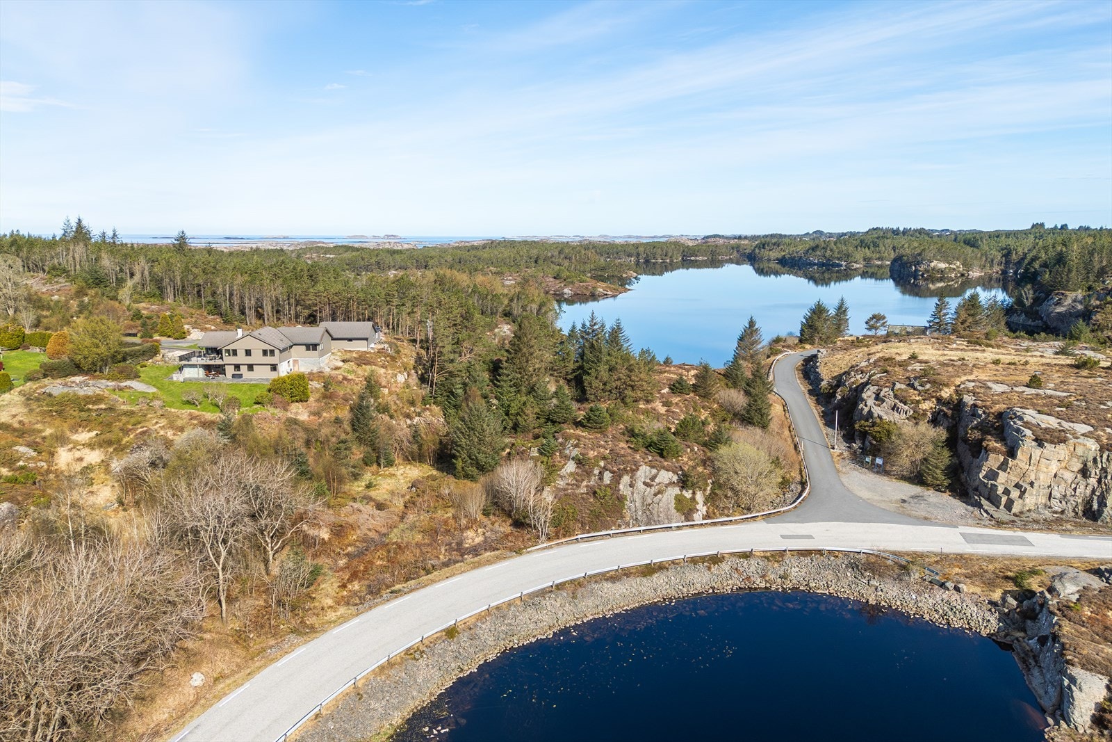 Dette er et område som kombinerer det beste av landlig ro og nærhet til byens tilbud. Galleribilde