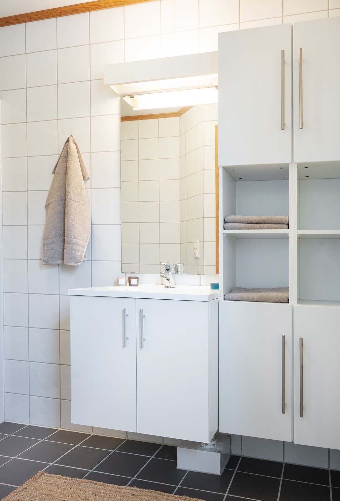 Badet fremstår som funksjonelt, men det må påregnes behov for oppgraderinger på sikt. Galleribilde