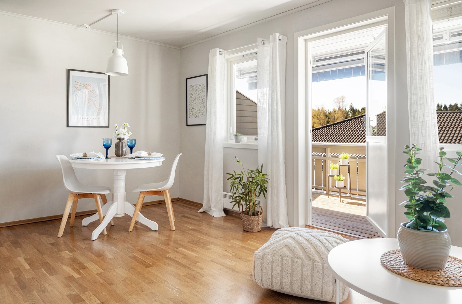 Oppvarming i leiligheten skjer hovedsakelig via panelovner. Galleribilde