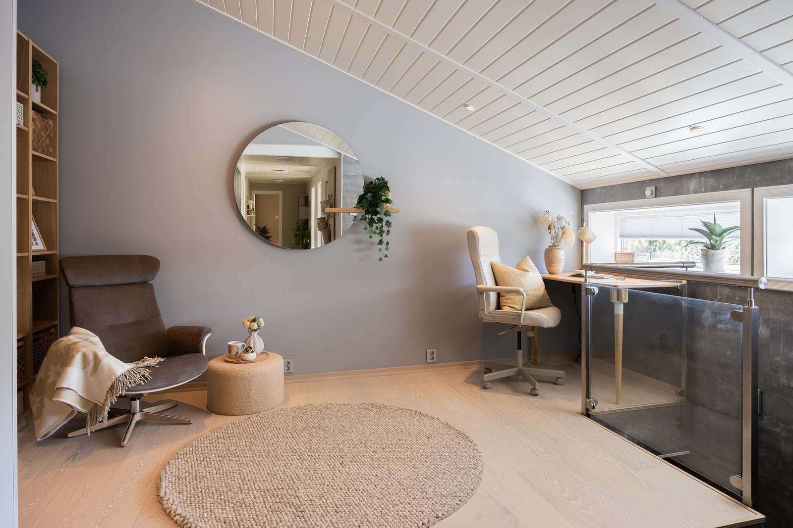 I tilknytning til soveromsavdelingen finner man en ekstra stue på 15,2m². Galleribilde