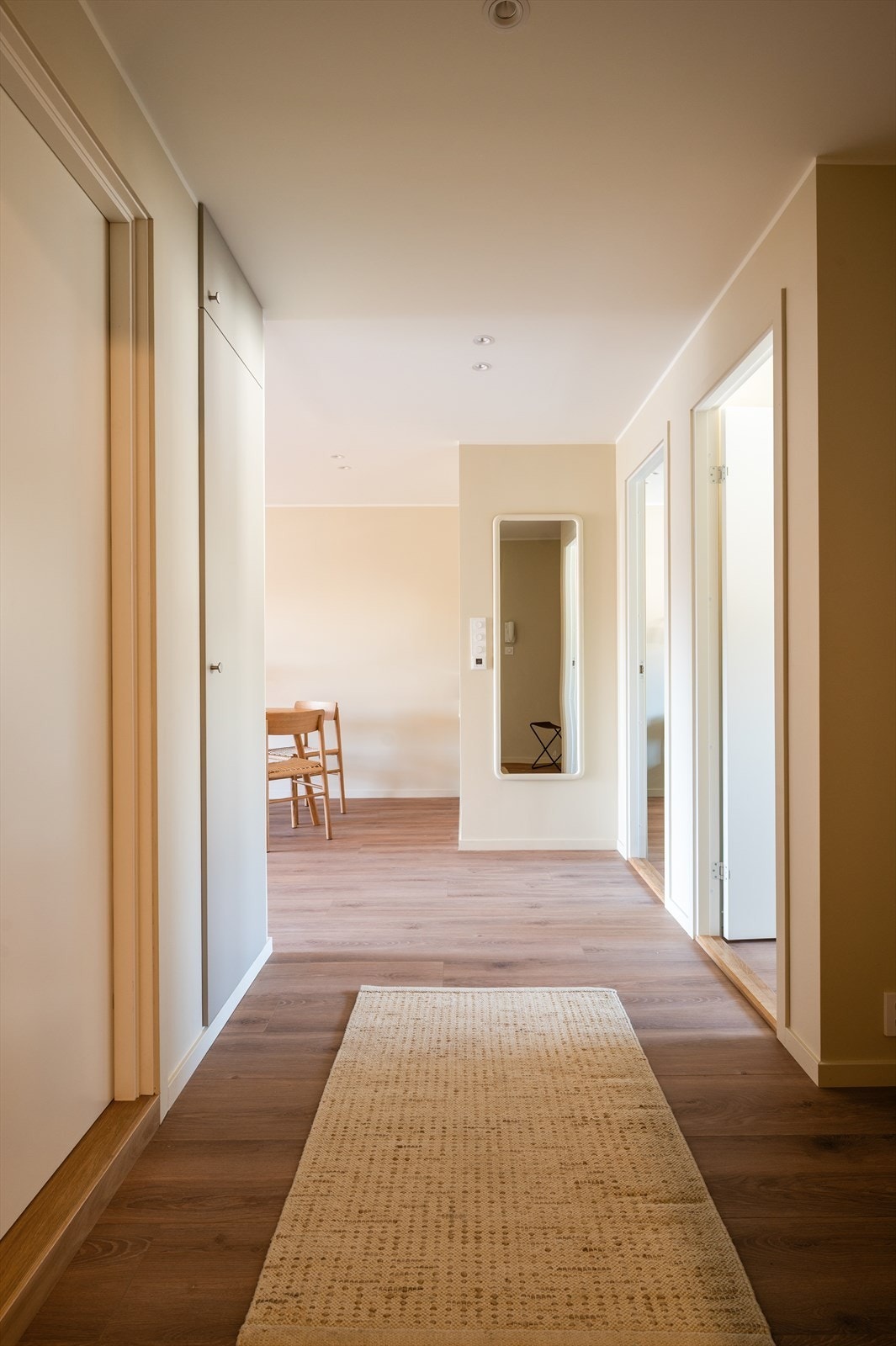 Leiligheten disponerer en bod på ca. 2 m² i kjelleren. Galleribilde