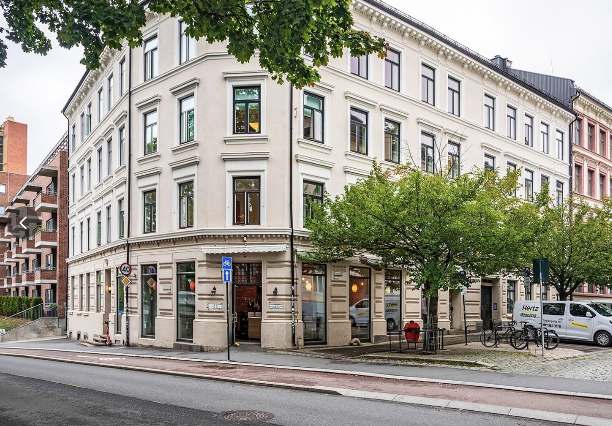 Bygget - ZZ pizza i samme bygg Galleribilde