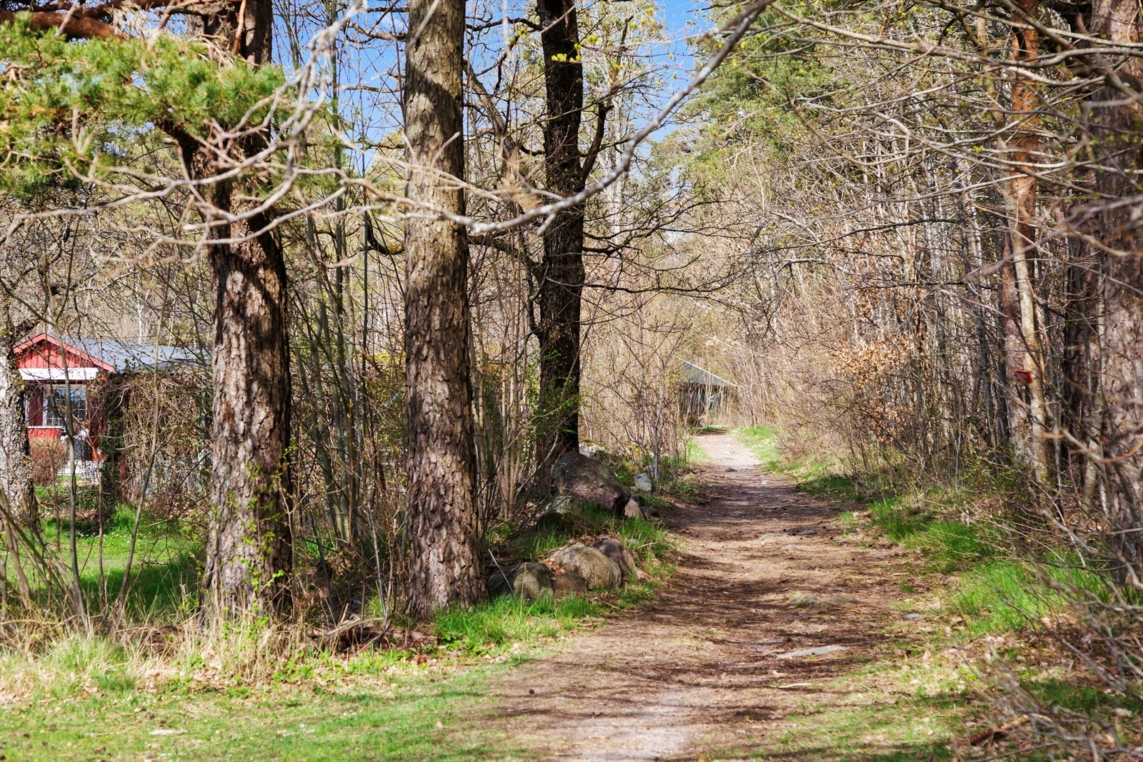 Nabolaget tilbyr gode turmuligheter med nærhet til skog og mark, ideelt for rekreasjon. Galleribilde