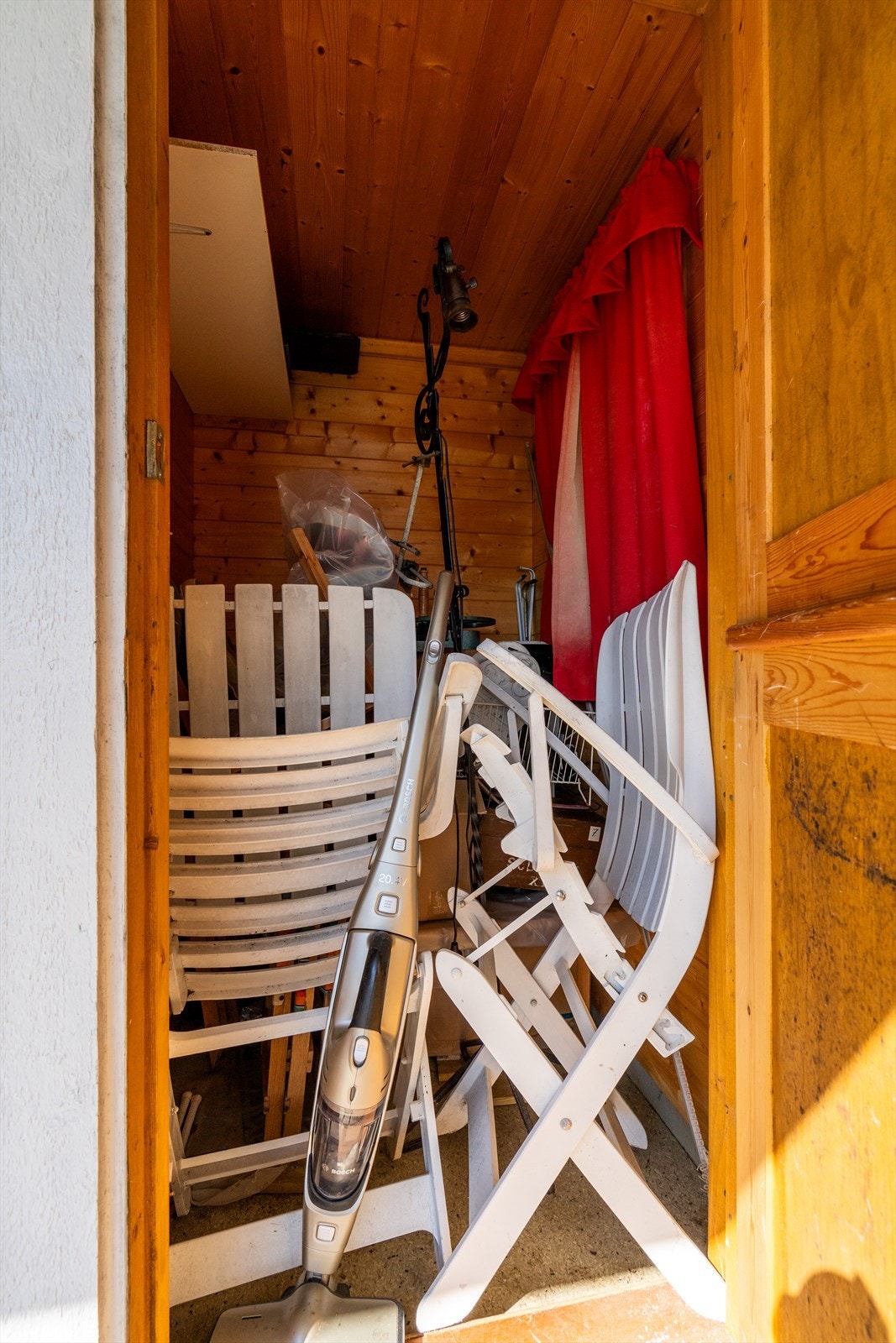 Bod i uthuset. Galleribilde