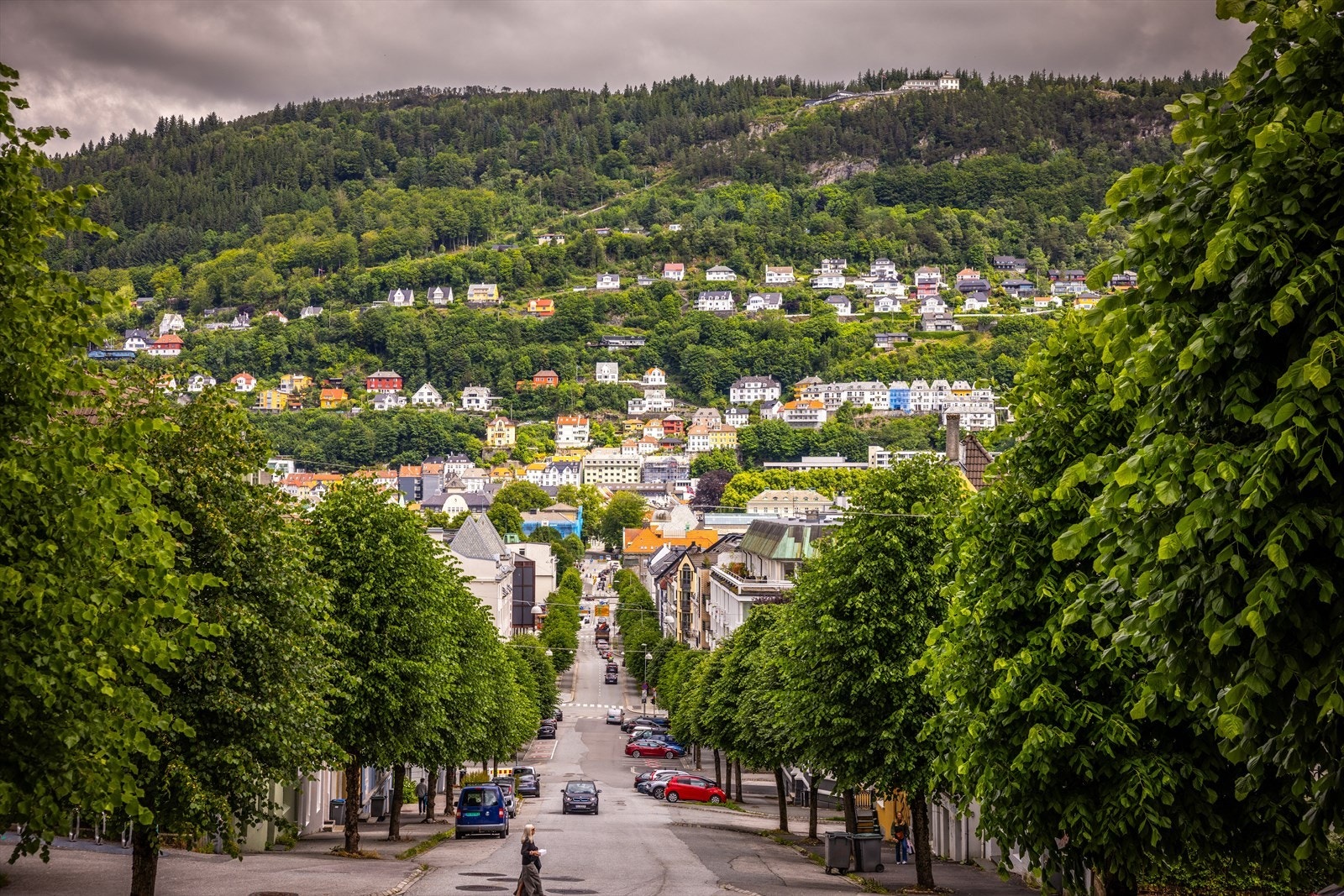 Sydneskleiven 9 ligger i et av Bergens mest tradisjonsrike og sjarmerende områder, midt i hjertet av byen. Galleribilde