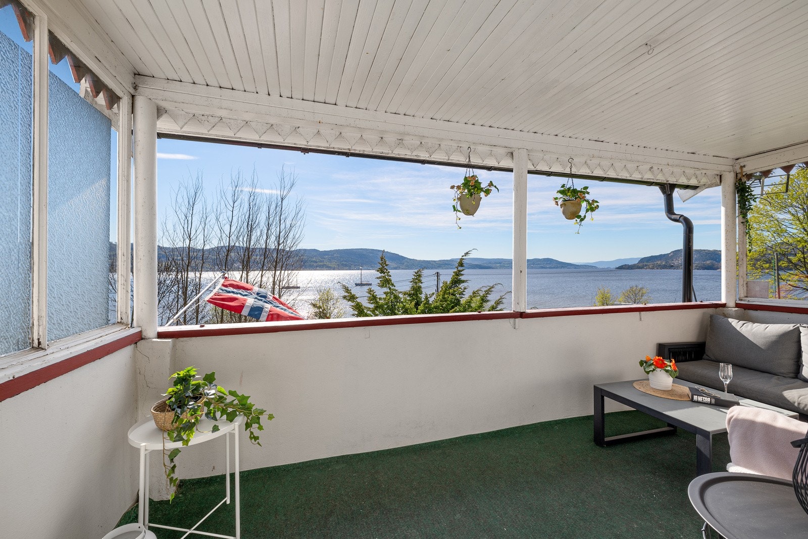 Terrasse utenfor stuen Galleribilde