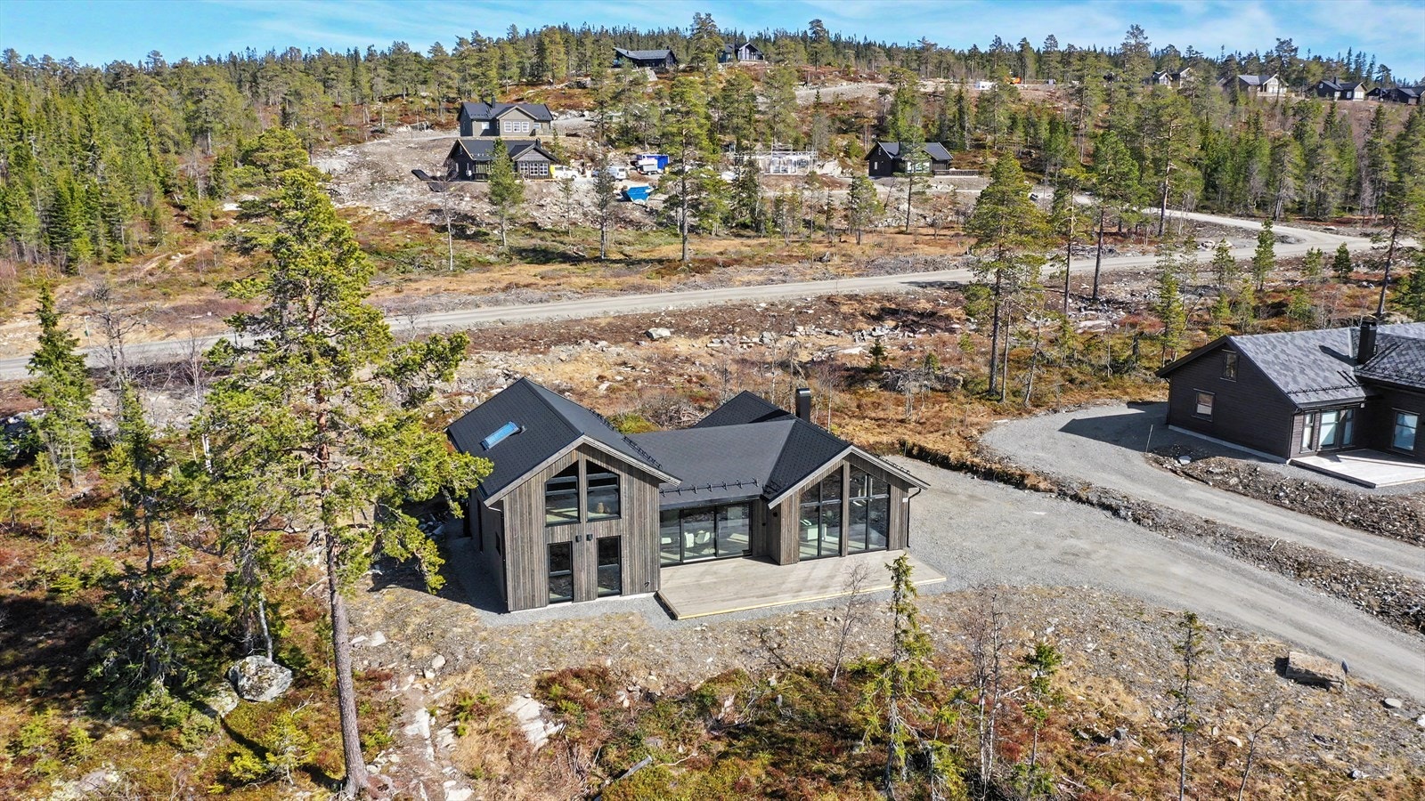 Løypenettet på Lygna henger sammen med løypenettet til Skiforeningen mot Oslo, Romerike og Gjøvik. Galleribilde