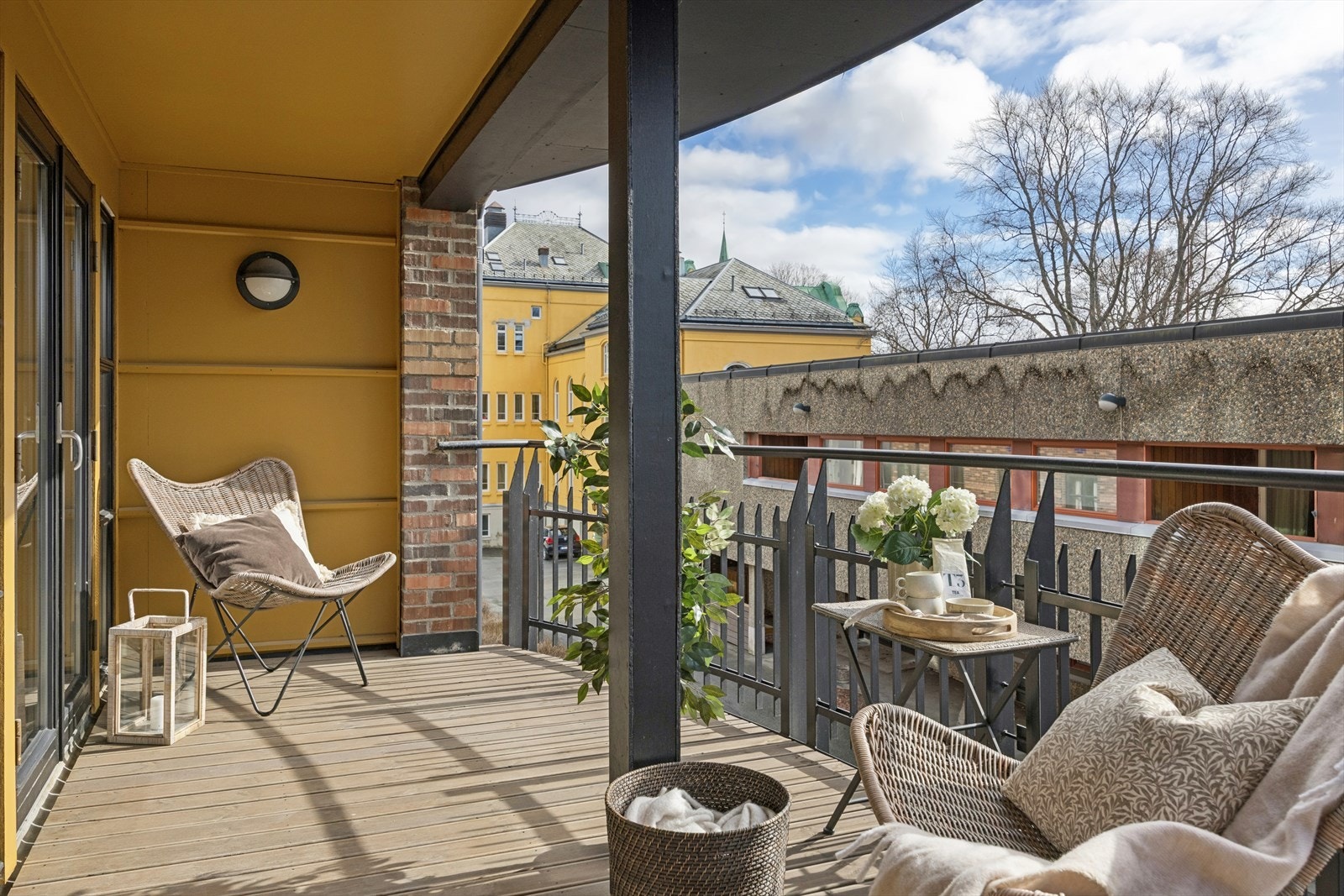 En privat og skjermet uteplass midt i byen. Galleribilde