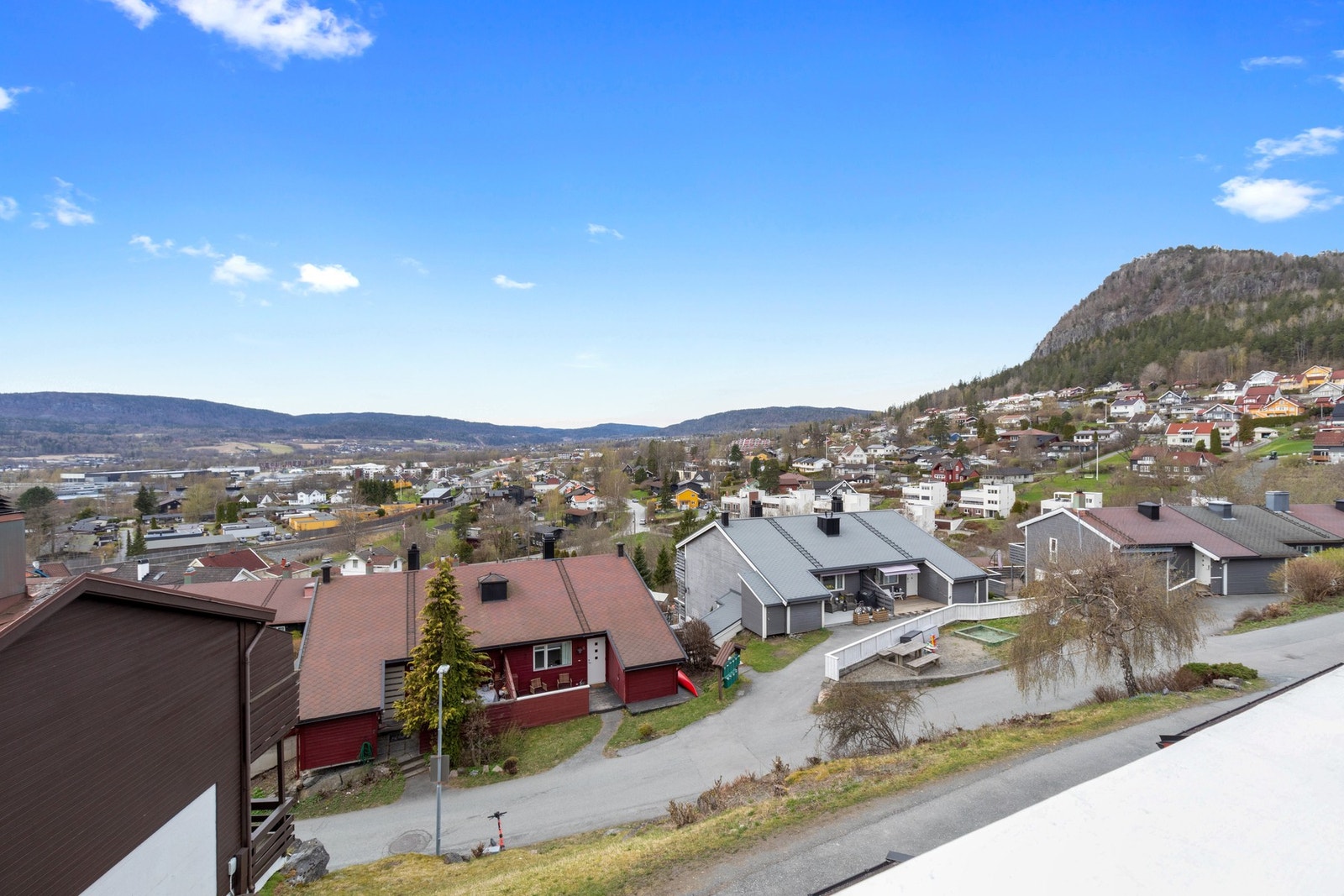 Utsikt mot Kolsåstoppen Galleribilde