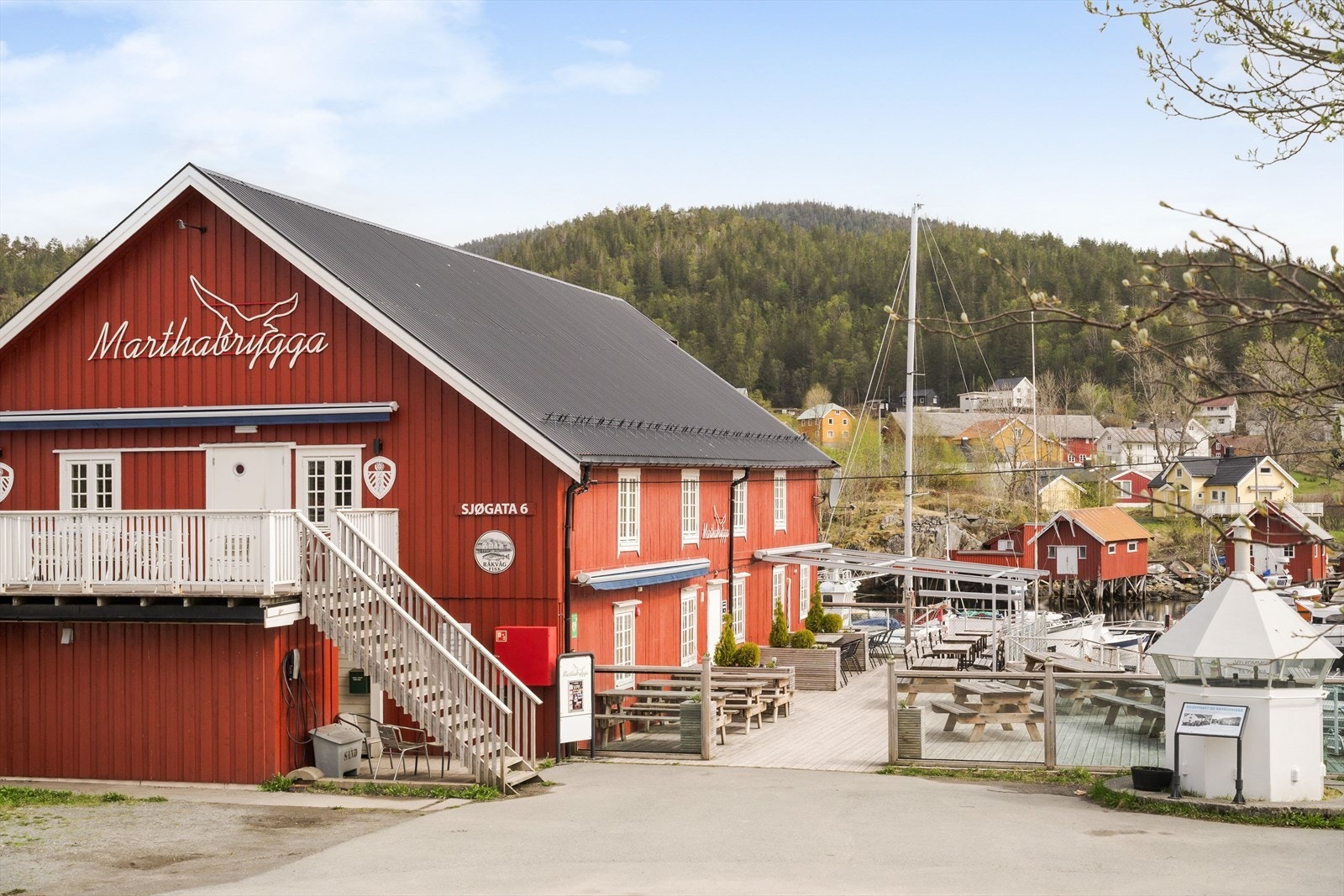 Populære Marthabrygga med god mat. Galleribilde