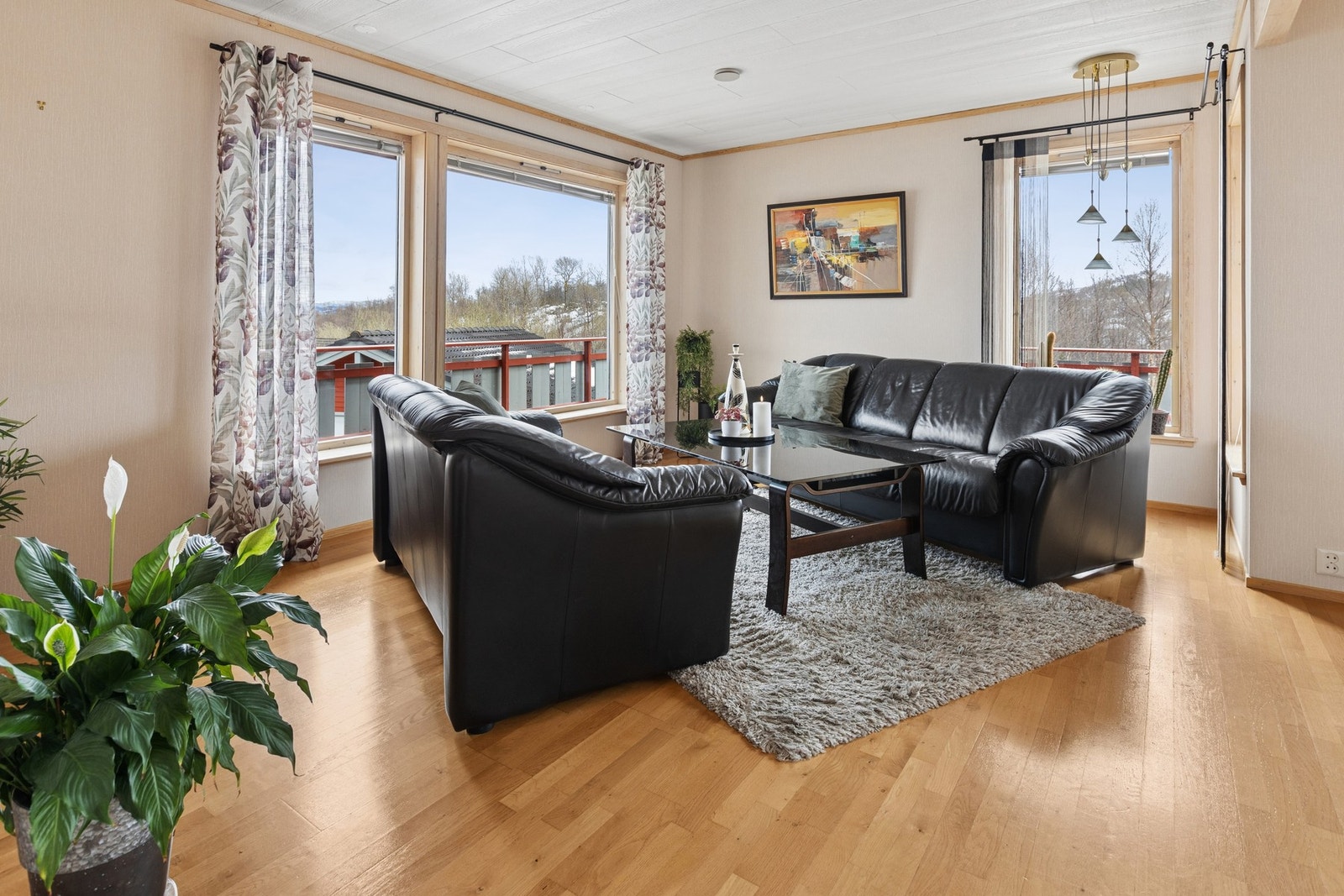 Trivelig stue med panoramautsikt. Galleribilde