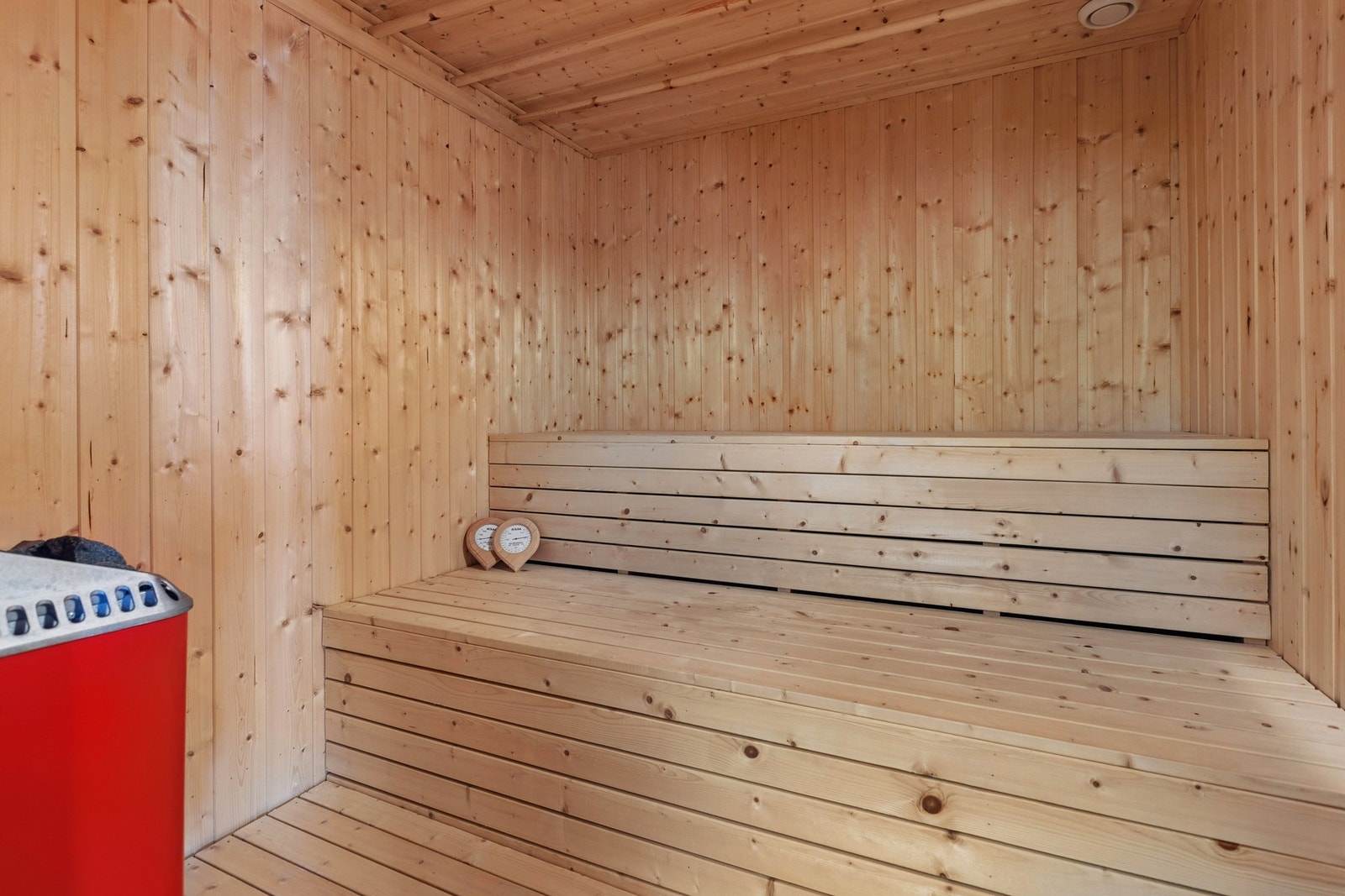 Badstu i underetasje, tilknytning bad. Galleribilde