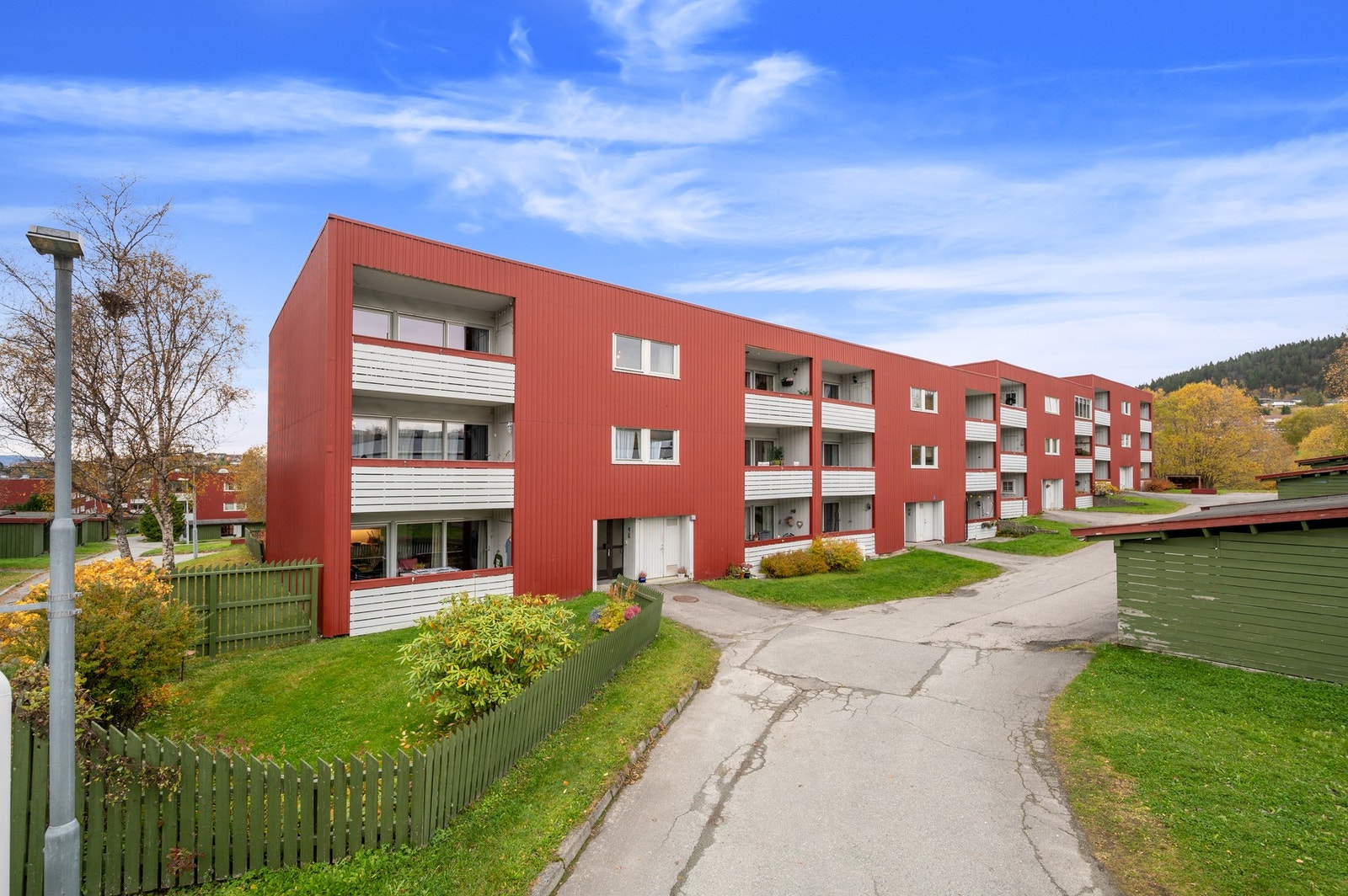Boligens inngangsparti. Galleribilde