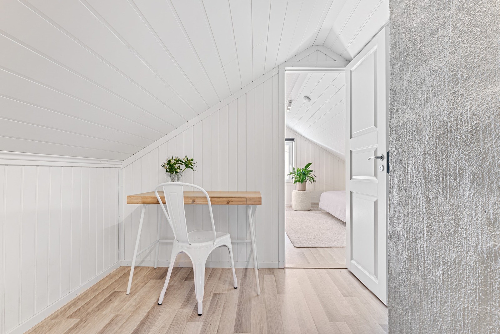 Det er i dag pent innredet med moderne overflater Galleribilde