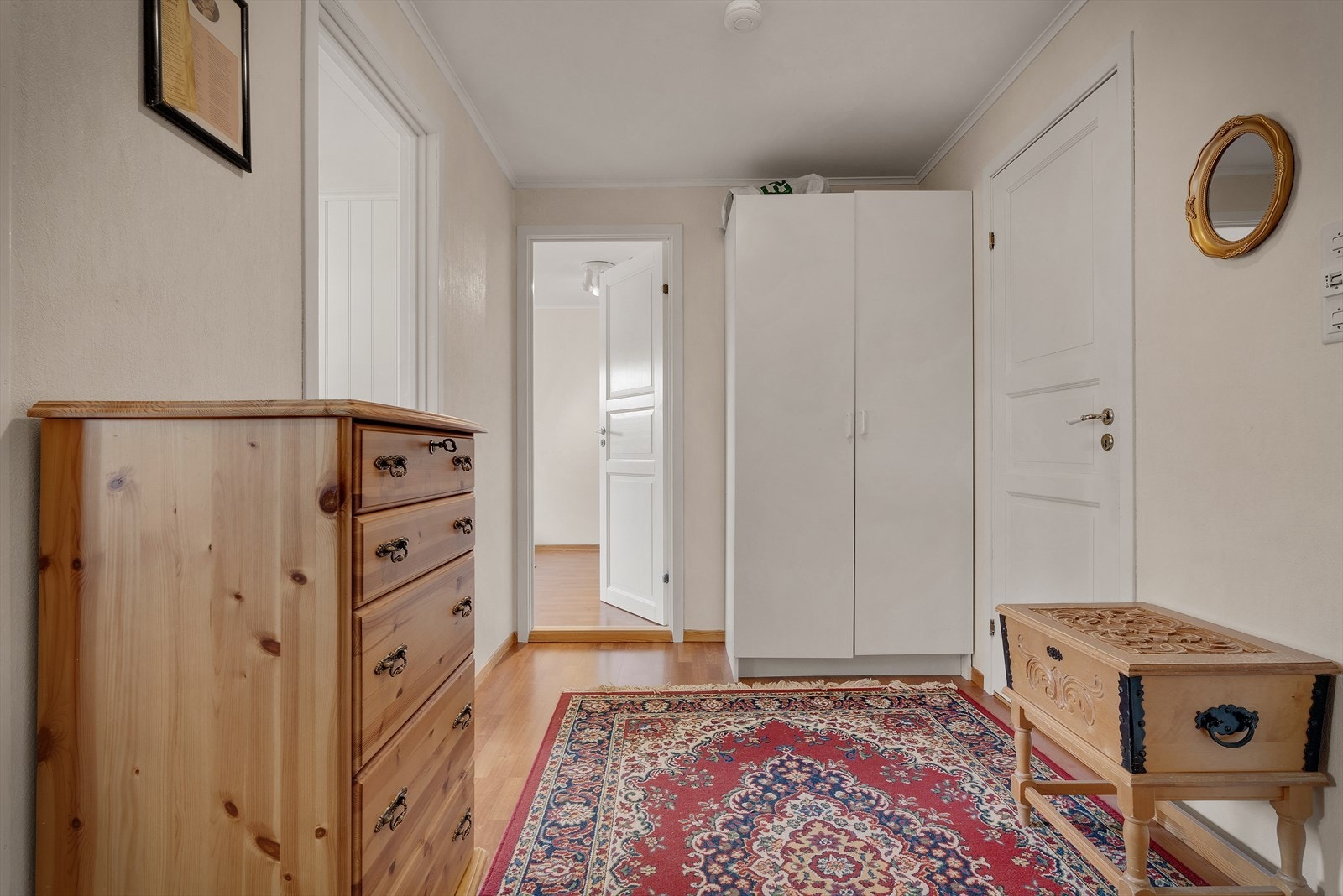 - Romslig gang på 11,5m² - Galleribilde