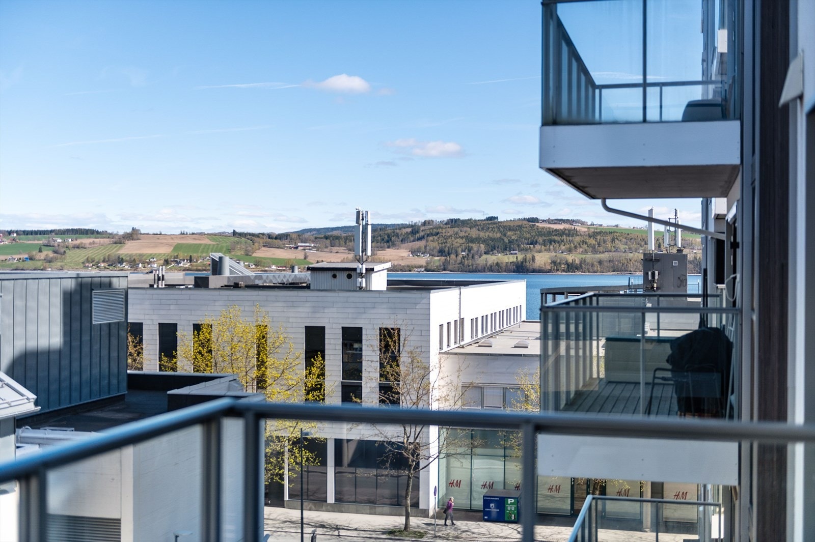 Utsikt fra balkong. Galleribilde