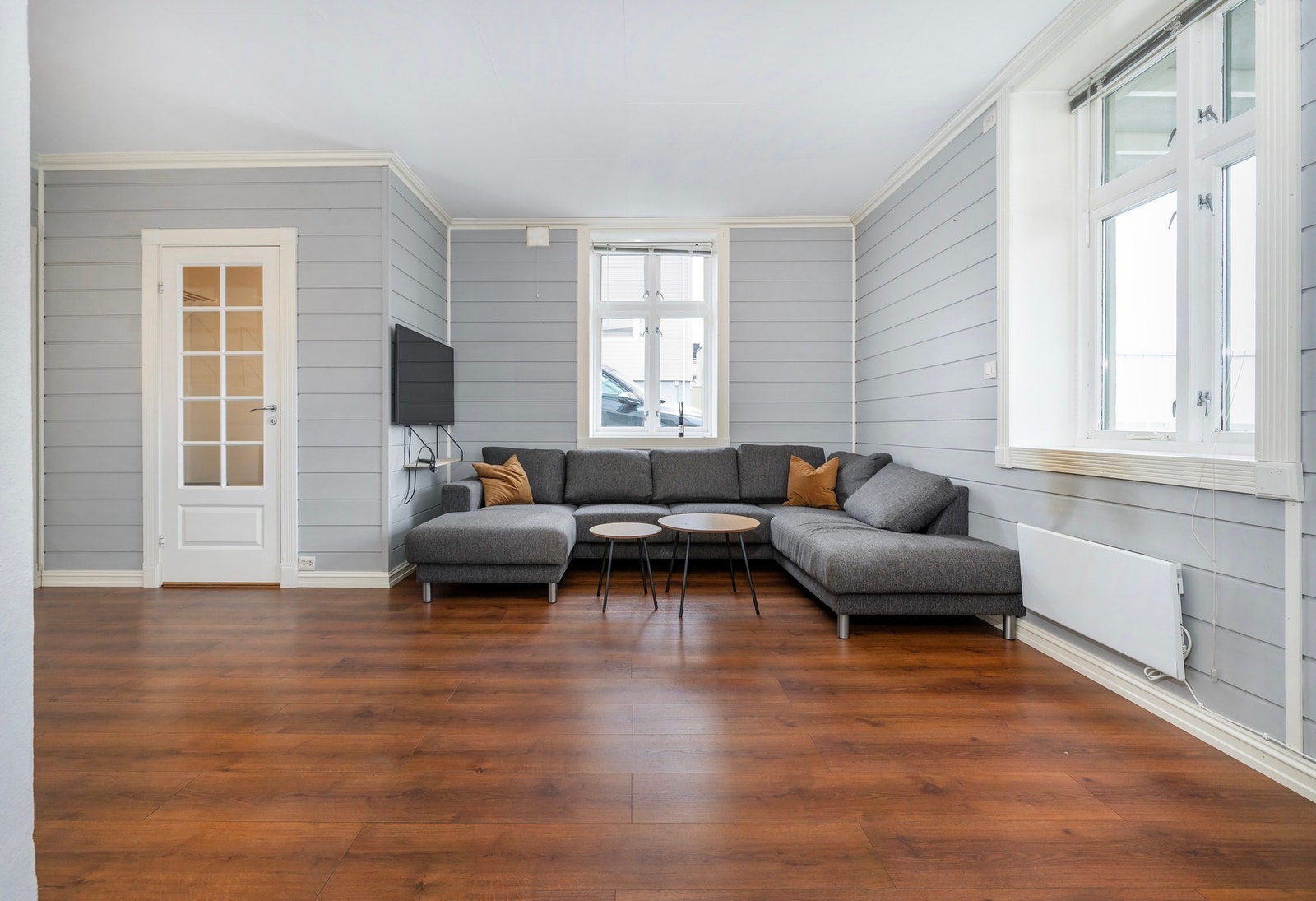Plass til en romslig sofagruppe i stuen. Galleribilde